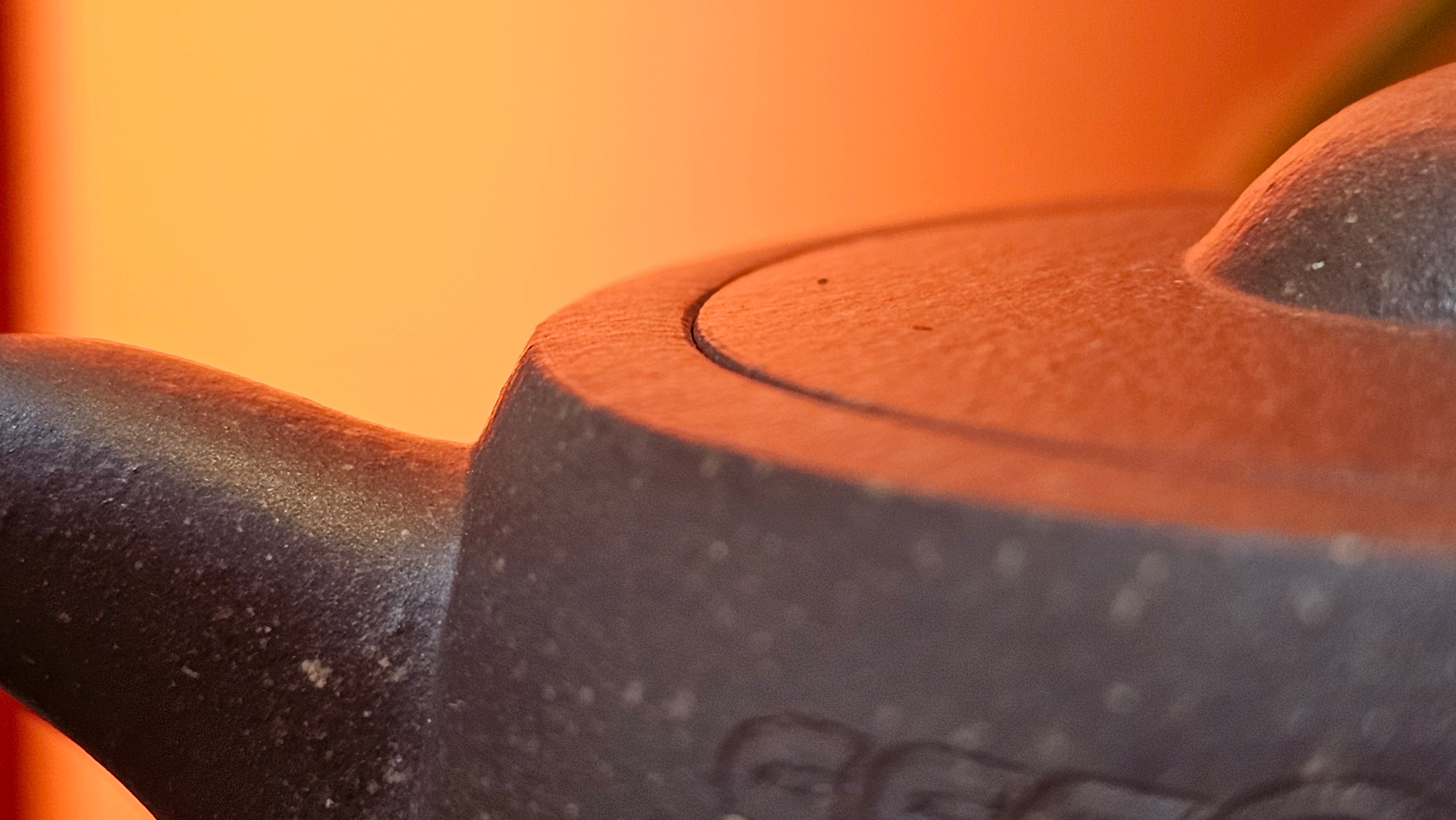 Niu Gai Jing Lan《牛盖井栏》, 159.5ml, Hei Zi Ni 黑紫泥, with Chinese Bronze Age Patterns~Engraving Art 青铜器纹样~刻绘, by our Craftsman Zhang Huan 张欢 ~!Congratulations to Ms C.W.! 1156hrs 17th Oct 2025, Sunnyvale! CA.