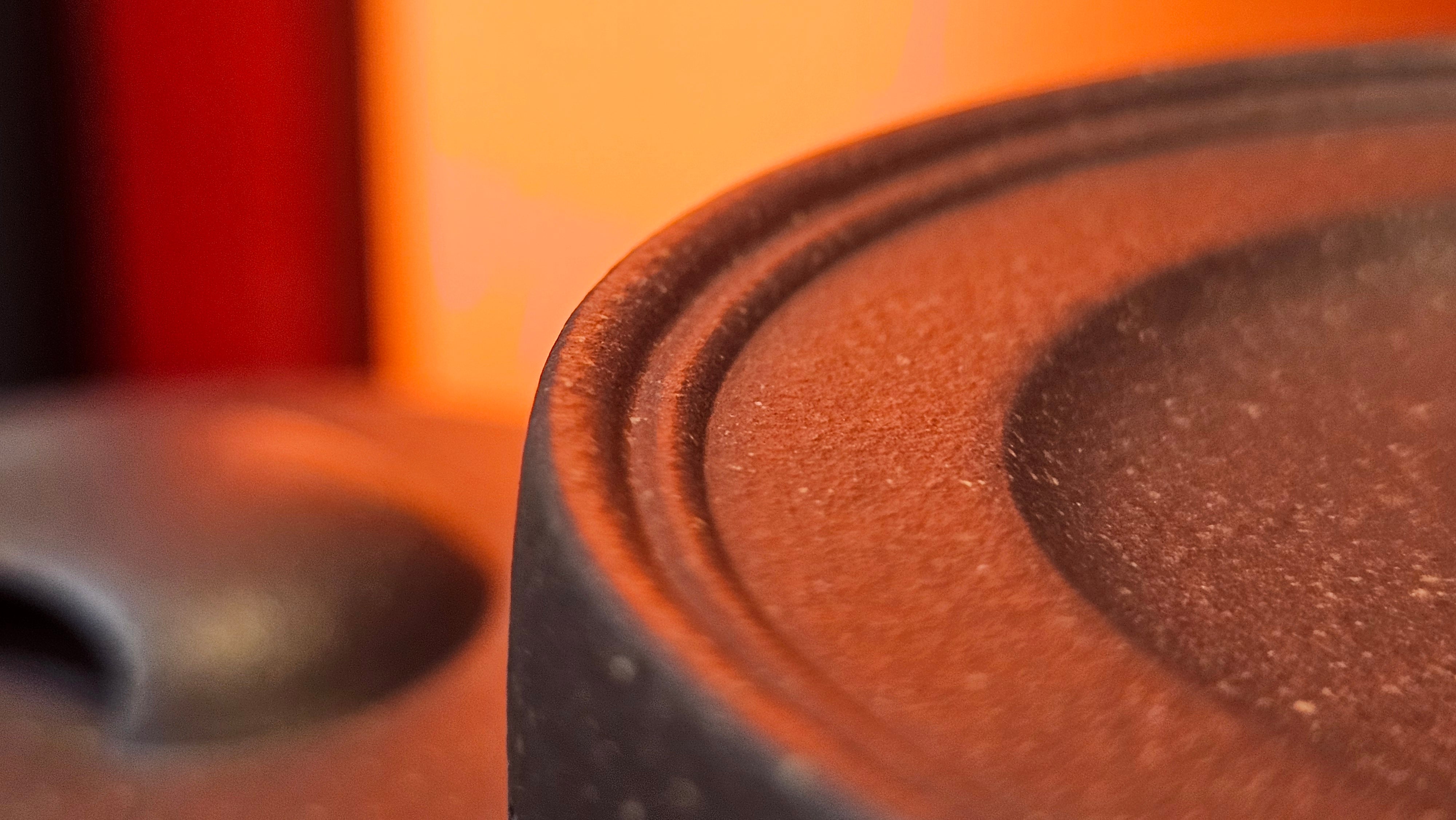 Niu Gai Jing Lan《牛盖井栏》, 159.5ml, Hei Zi Ni 黑紫泥, with Chinese Bronze Age Patterns~Engraving Art 青铜器纹样~刻绘, by our Craftsman Zhang Huan 张欢 ~!Congratulations to Ms C.W.! 1156hrs 17th Oct 2025, Sunnyvale! CA.