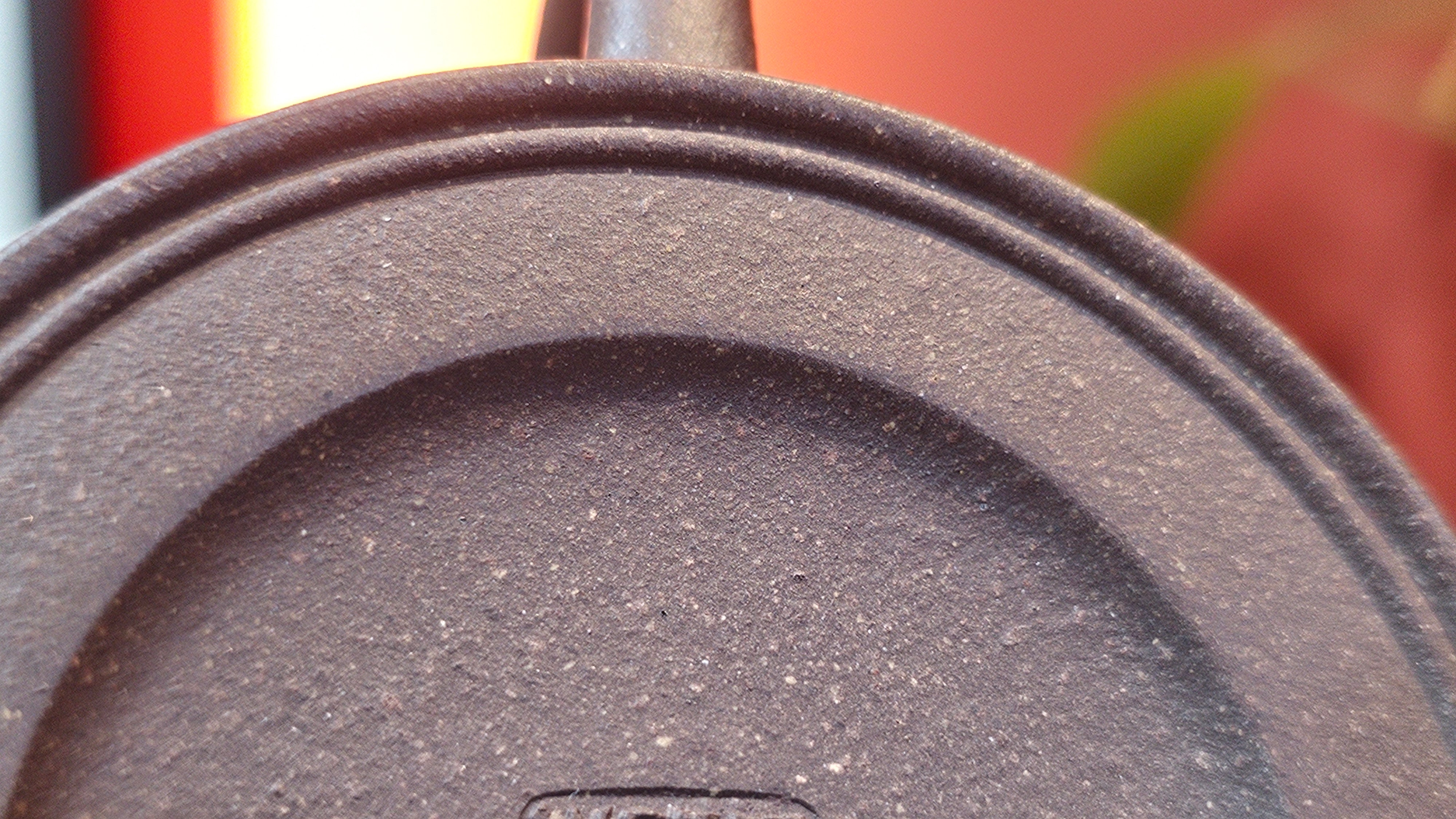 Niu Gai Jing Lan《牛盖井栏》, 159.5ml, Hei Zi Ni 黑紫泥, with Chinese Bronze Age Patterns~Engraving Art 青铜器纹样~刻绘, by our Craftsman Zhang Huan 张欢 ~!Congratulations to Ms C.W.! 1156hrs 17th Oct 2025, Sunnyvale! CA.