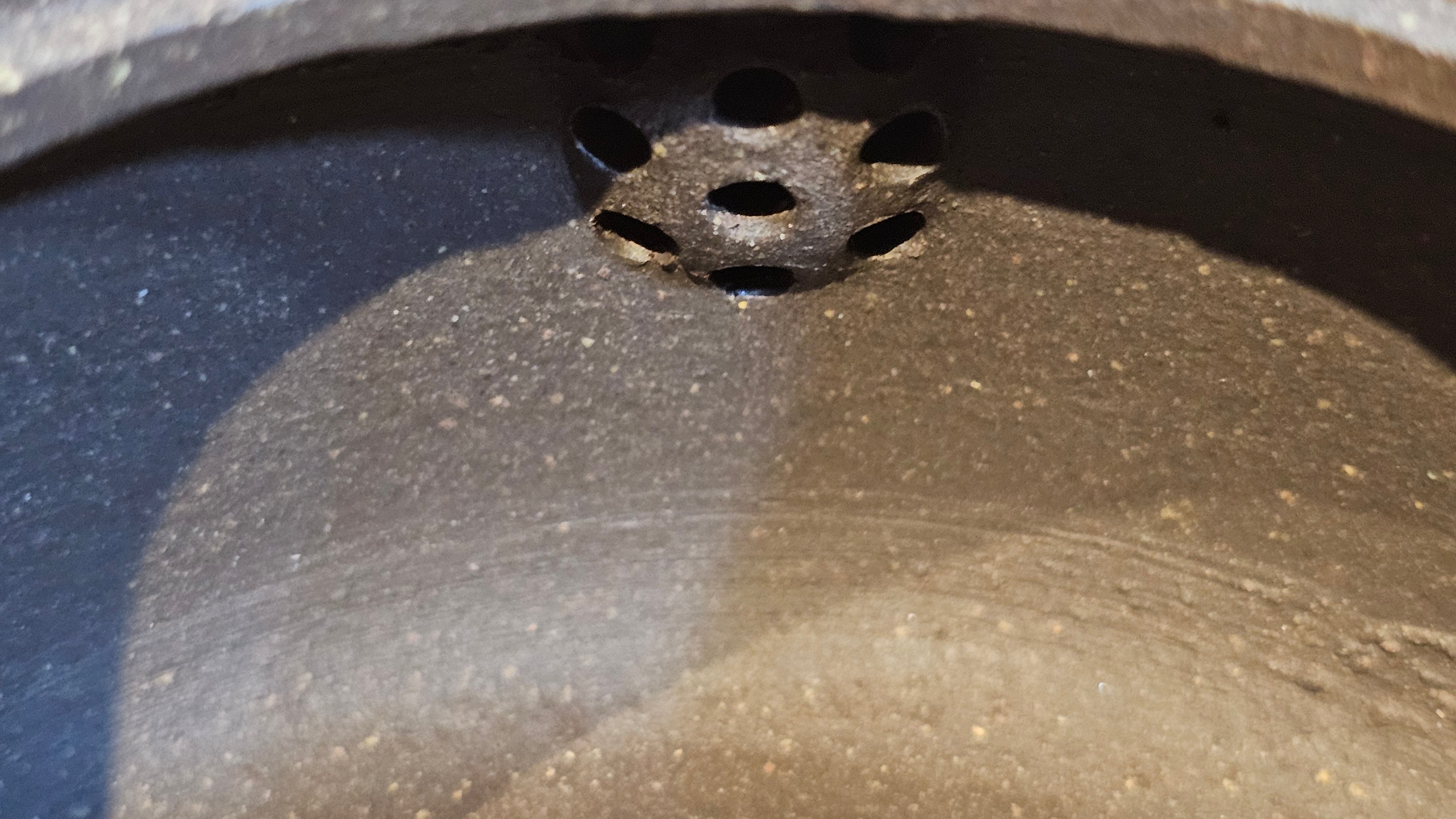 Niu Gai Jing Lan《牛盖井栏》, 159.5ml, Hei Zi Ni 黑紫泥, with Chinese Bronze Age Patterns~Engraving Art 青铜器纹样~刻绘, by our Craftsman Zhang Huan 张欢 ~!Congratulations to Ms C.W.! 1156hrs 17th Oct 2025, Sunnyvale! CA.