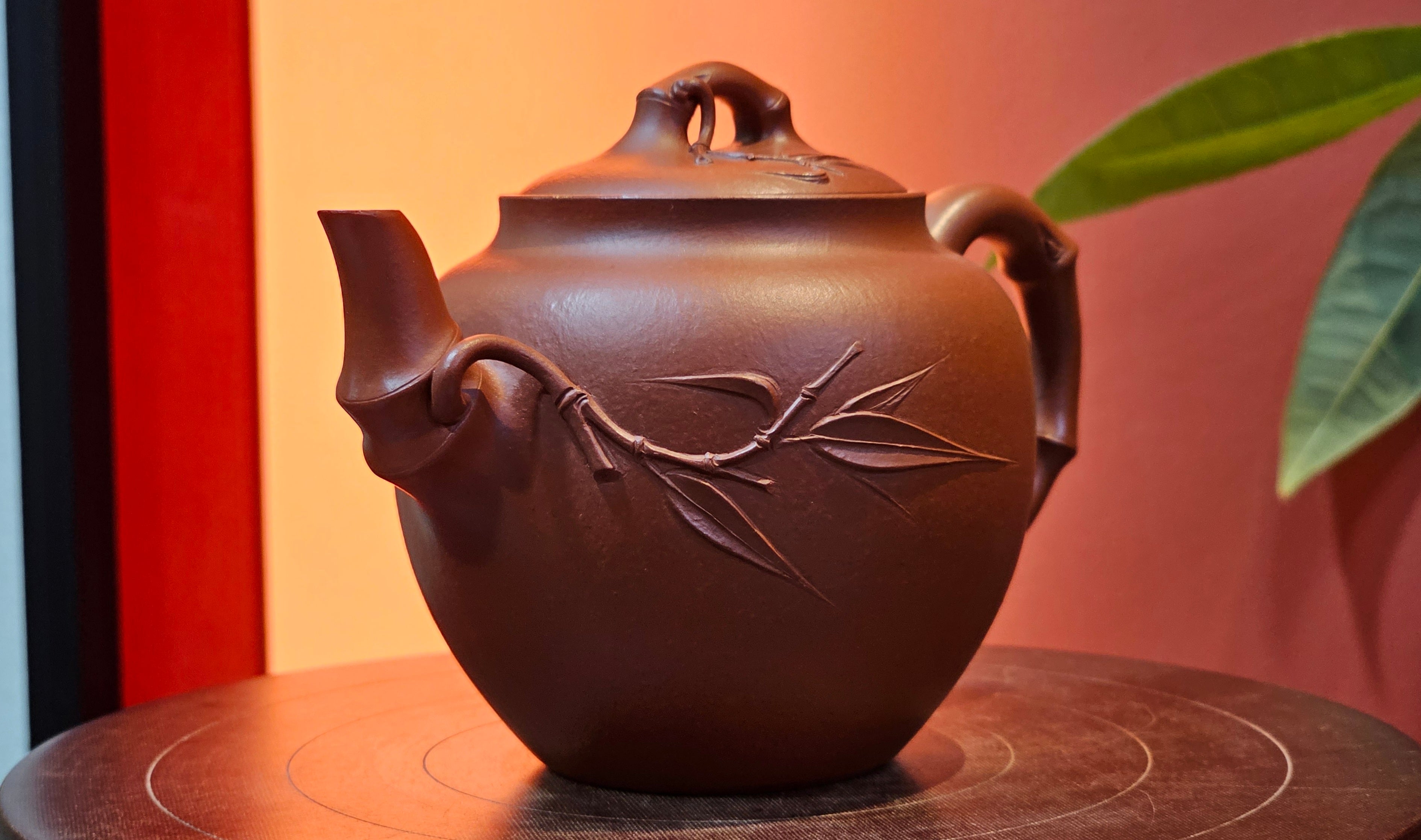 《高风亮节》"Gao Feng Liang Jie",  226.0ml, Ornate 花器! ~ Xiao Mei Yao Zhu Ni 小煤窑朱泥,  by Craftsman Shi Yun 石芸 ~!Congratulations to Mr L.C.! 0217hrs 5th Nov 2025, Taylors! SC!