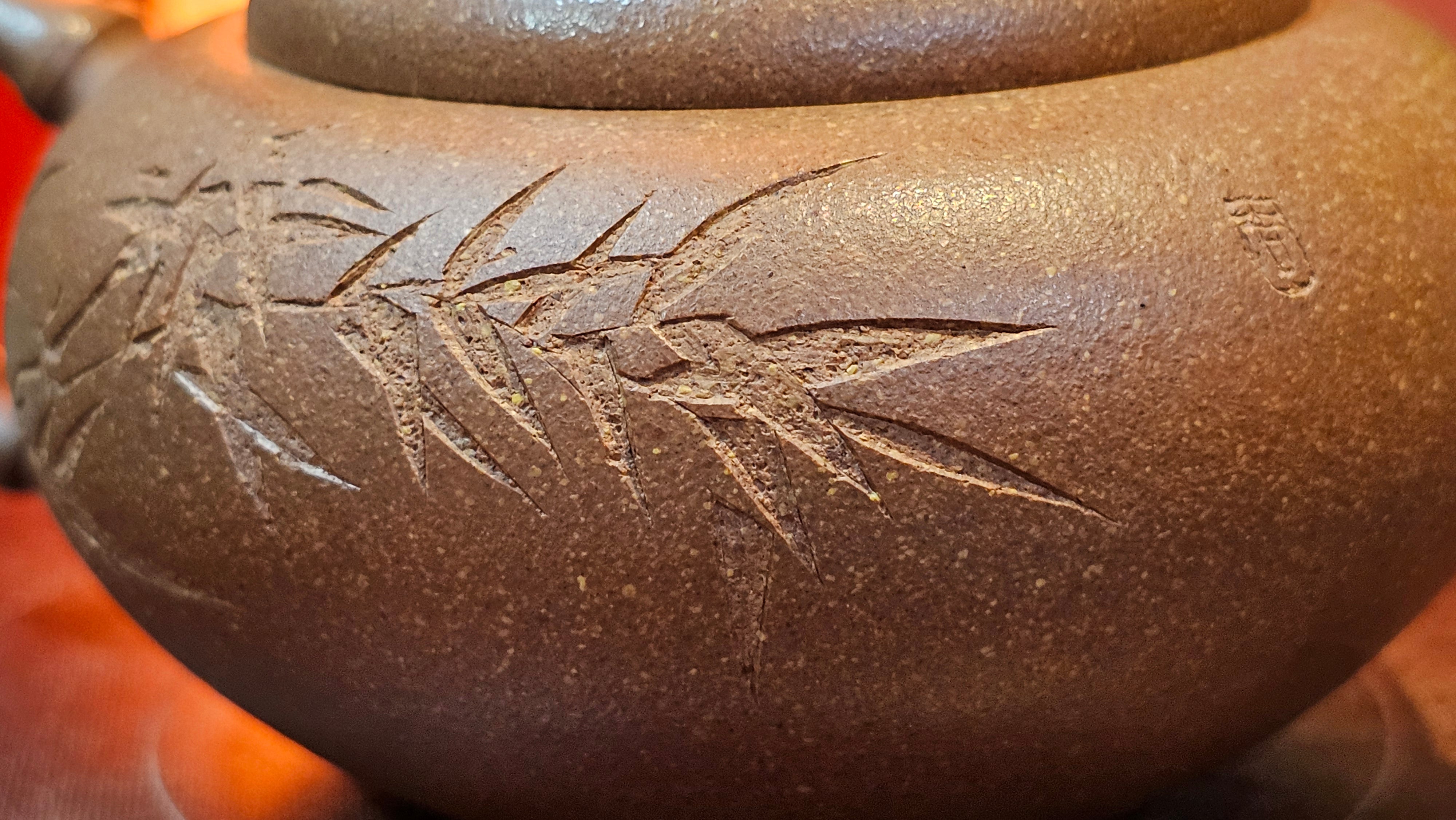 《一叶知秋》Yi Ye Zhi Qiu ~ "The Autumn Leaf", 167.7ml, Bao Shan Duan Ni 宝山段泥, by our Craftsman Zhang Huan 张欢, Bamboo and Calligraphy Engraving by Craftsman Yi Cheng 逸成 ~!Congratulations to!Ms N.C.! 0903hrs 18th Oct 2025, Los Baños, Philippines🇵🇭!