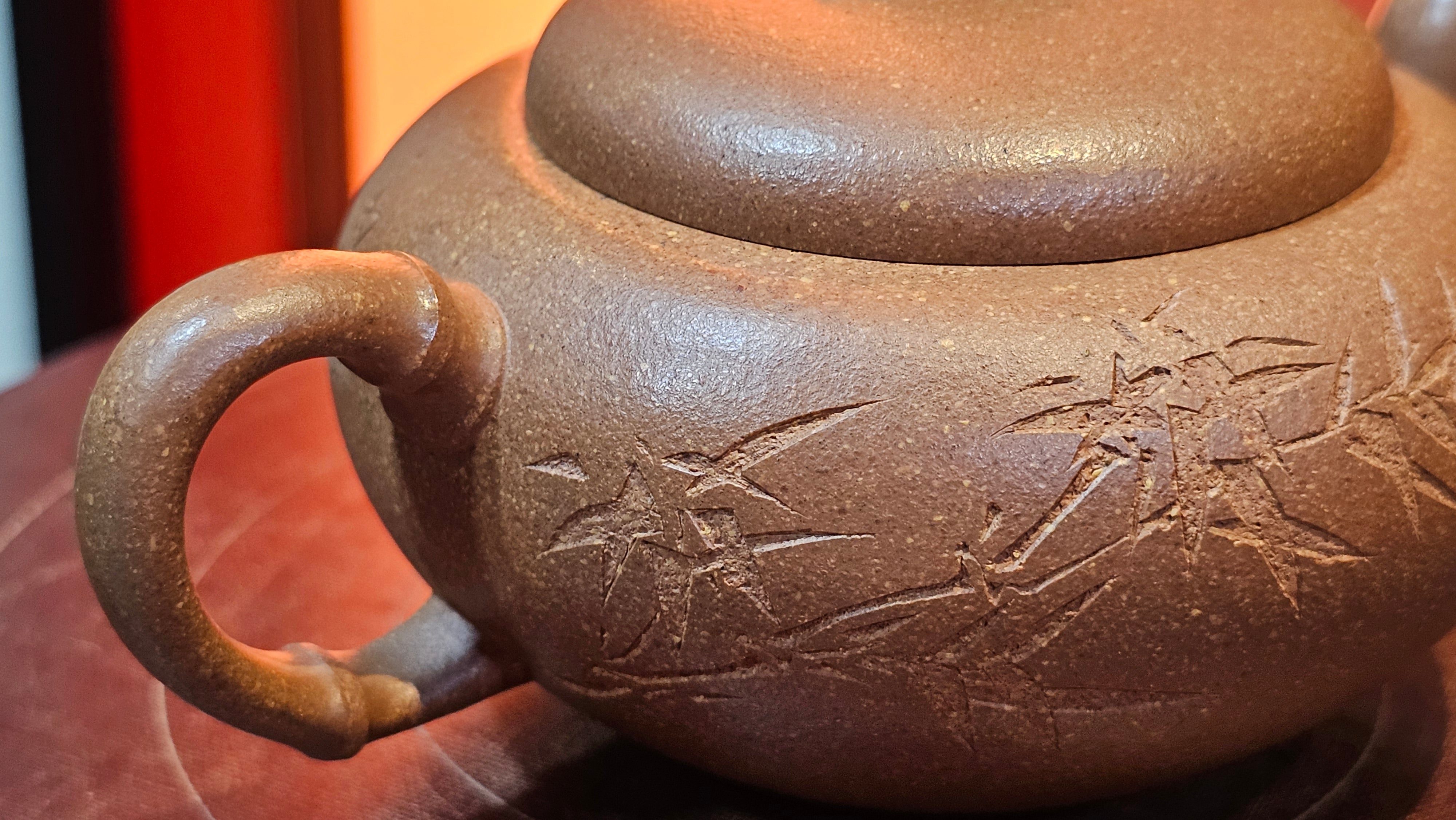 《一叶知秋》Yi Ye Zhi Qiu ~ "The Autumn Leaf", 167.7ml, Bao Shan Duan Ni 宝山段泥, by our Craftsman Zhang Huan 张欢, Bamboo and Calligraphy Engraving by Craftsman Yi Cheng 逸成 ~!Congratulations to!Ms N.C.! 0903hrs 18th Oct 2025, Los Baños, Philippines🇵🇭!