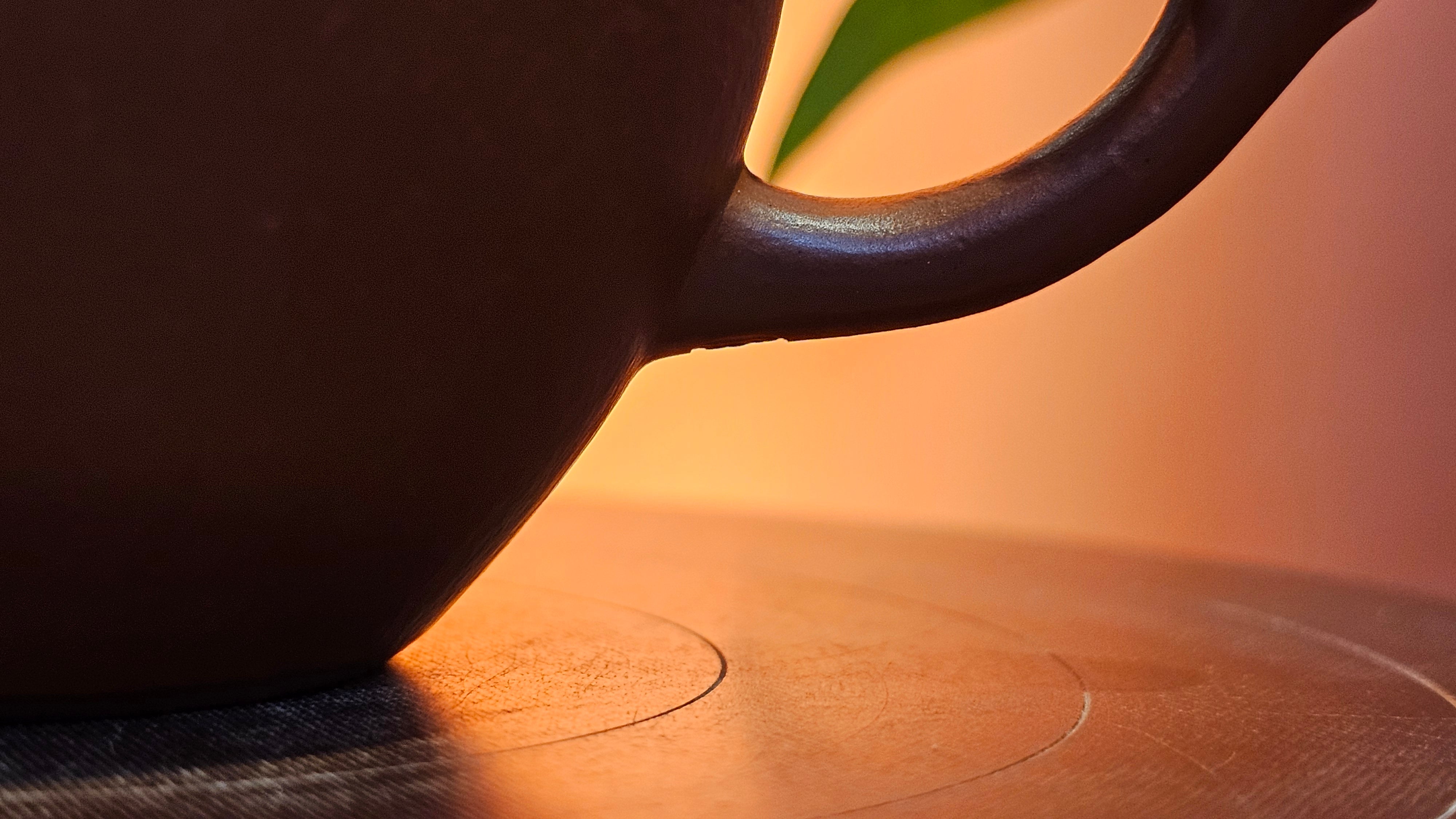 《高风亮节》"Gao Feng Liang Jie",  226.0ml, Ornate 花器! ~ Xiao Mei Yao Zhu Ni 小煤窑朱泥,  by Craftsman Shi Yun 石芸 ~!Congratulations to Mr L.C.! 0217hrs 5th Nov 2025, Taylors! SC!