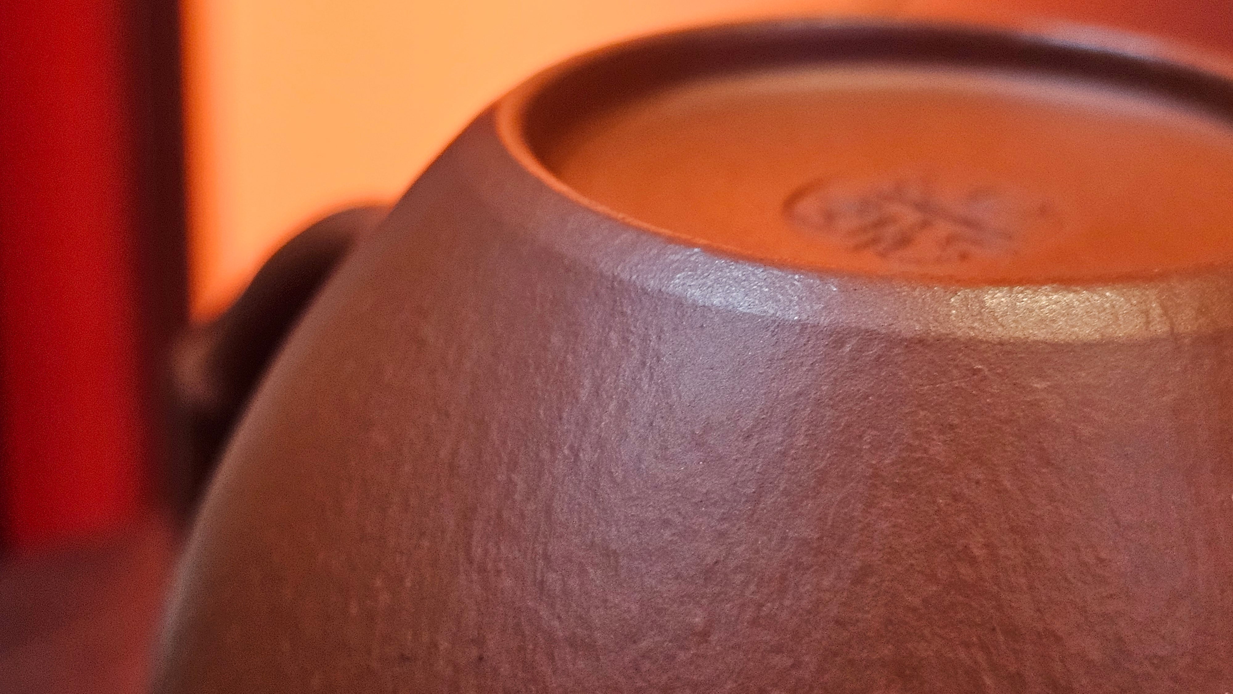 《高风亮节》"Gao Feng Liang Jie",  226.0ml, Ornate 花器! ~ Xiao Mei Yao Zhu Ni 小煤窑朱泥,  by Craftsman Shi Yun 石芸 ~!Congratulations to Mr L.C.! 0217hrs 5th Nov 2025, Taylors! SC!