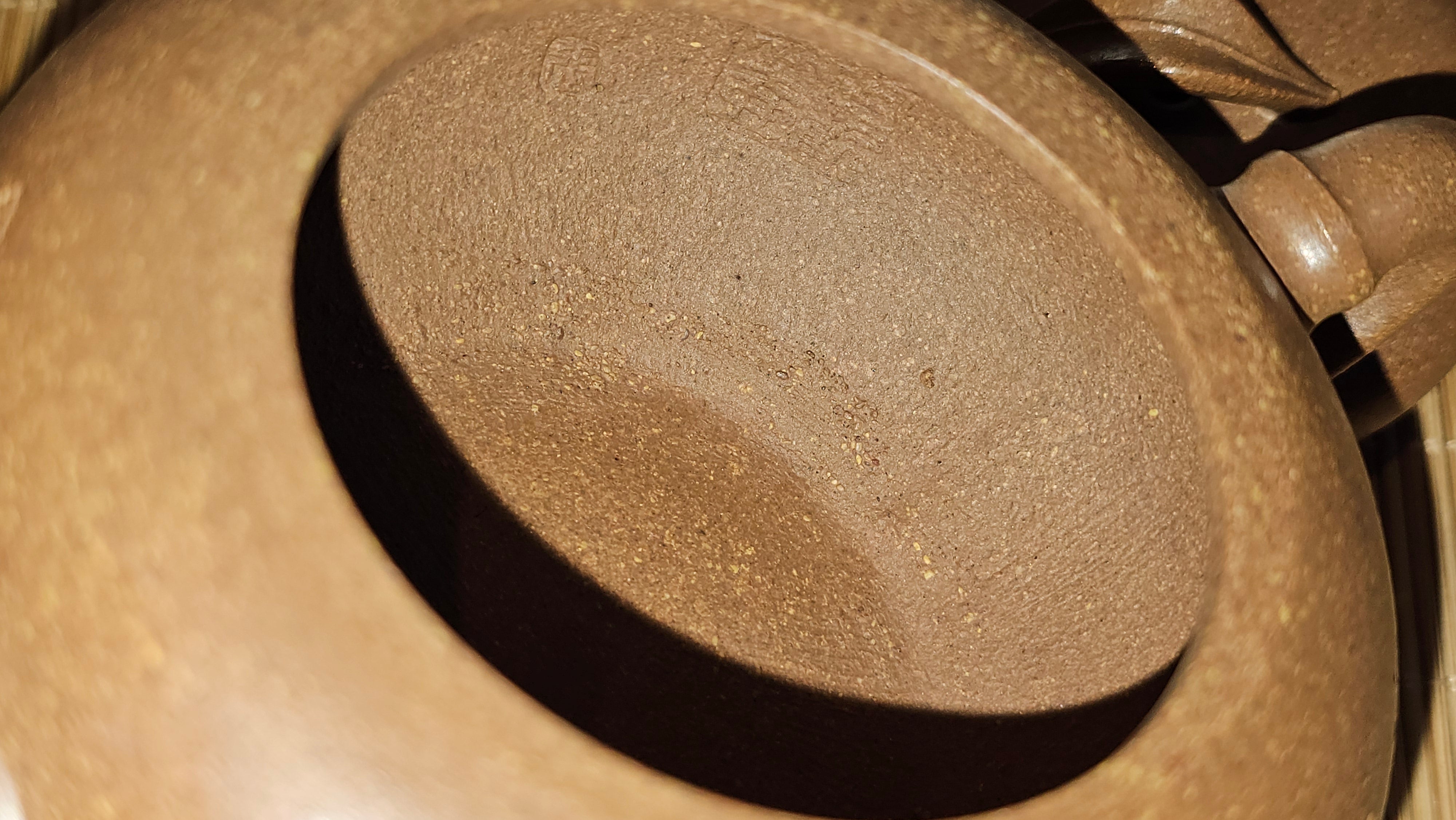 《一叶知秋》Yi Ye Zhi Qiu ~ "The Autumn Leaf", 167.7ml, Bao Shan Duan Ni 宝山段泥, by our Craftsman Zhang Huan 张欢, Bamboo and Calligraphy Engraving by Craftsman Yi Cheng 逸成 ~!Congratulations to!Ms N.C.! 0903hrs 18th Oct 2025, Los Baños, Philippines🇵🇭!