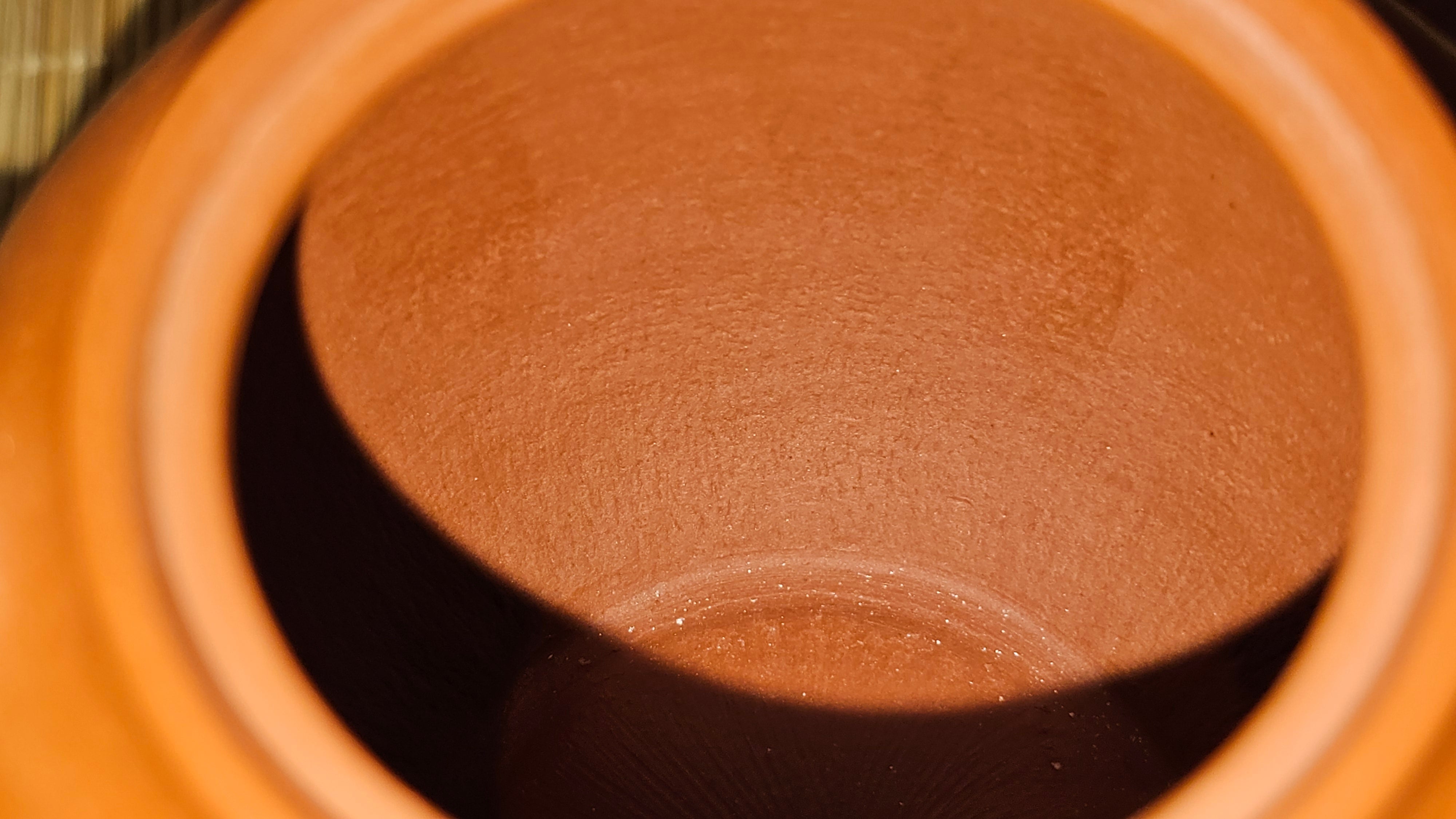 《高风亮节》"Gao Feng Liang Jie",  226.0ml, Ornate 花器! ~ Xiao Mei Yao Zhu Ni 小煤窑朱泥,  by Craftsman Shi Yun 石芸 ~!Congratulations to Mr L.C.! 0217hrs 5th Nov 2025, Taylors! SC!