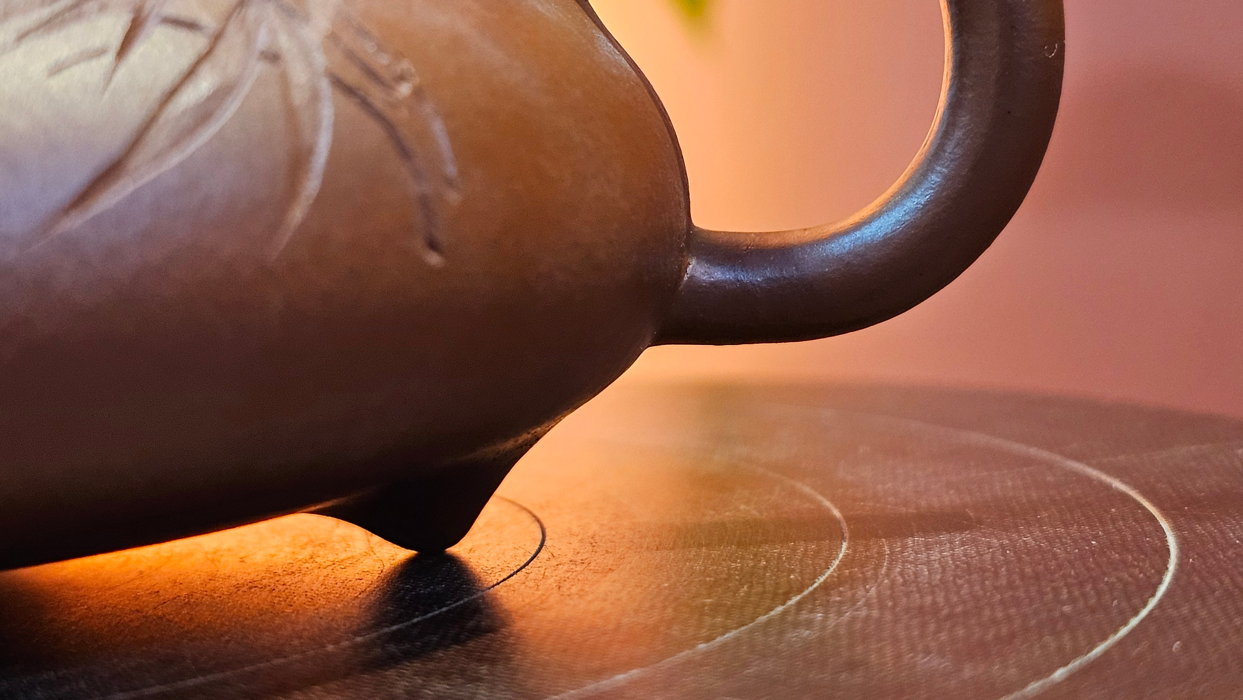 Han Tang Shi Piao 汉棠石瓢, 162.3ml, Xiao Mei Yao Zhu Ni 小煤窑朱泥, by Craftsman Shi Yun 石芸, Engraving by Craftsman Yi De Shu 刻绘 ~ 一德书 ~ Congratulations!to Ms J.C.! 1405hrs 18th Oct 2025, Los Angeles! CA.