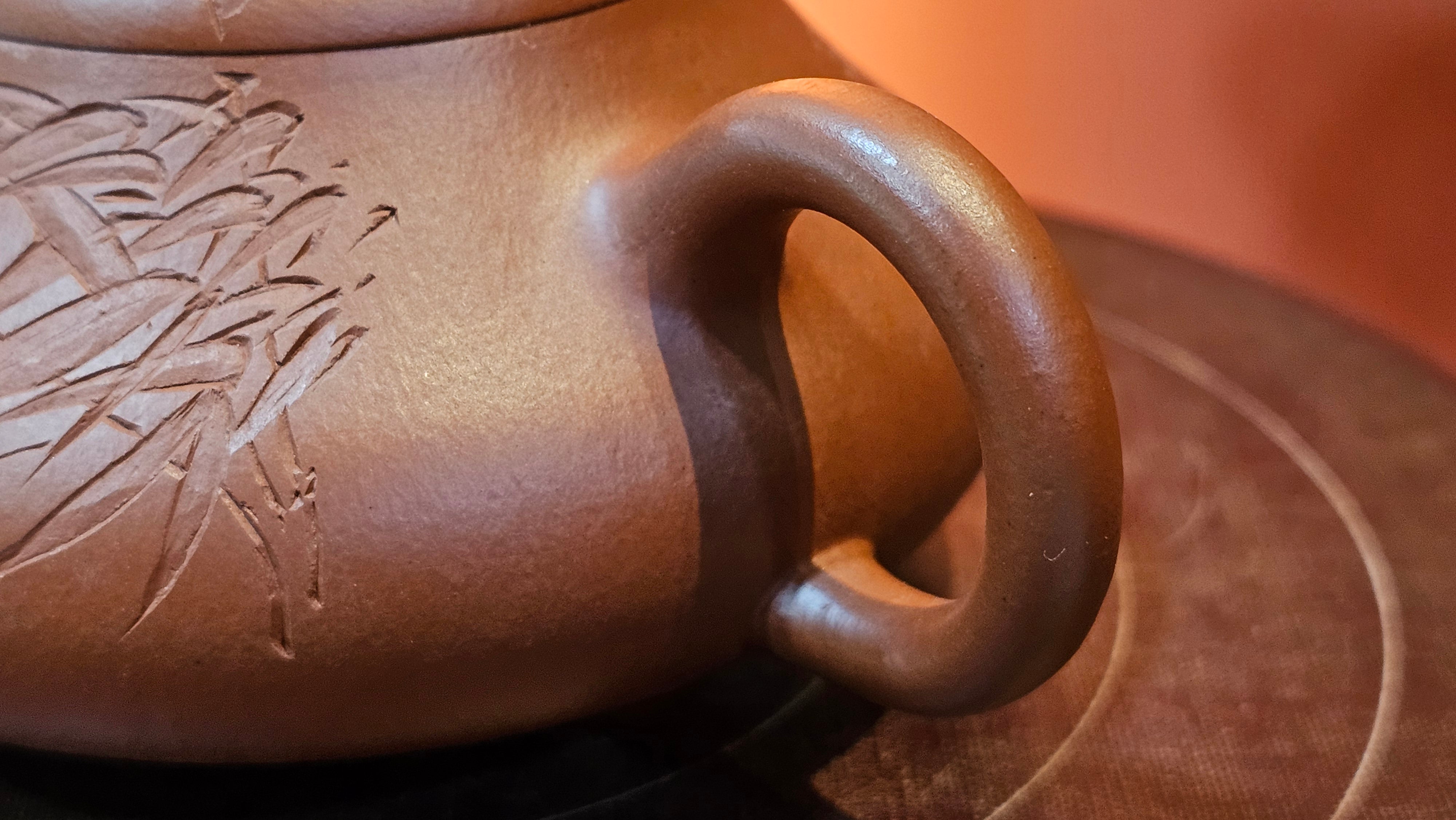 Han Tang Shi Piao 汉棠石瓢, 162.3ml, Xiao Mei Yao Zhu Ni 小煤窑朱泥, by Craftsman Shi Yun 石芸, Engraving by Craftsman Yi De Shu 刻绘 ~ 一德书 ~ Congratulations!to Ms J.C.! 1405hrs 18th Oct 2025, Los Angeles! CA.