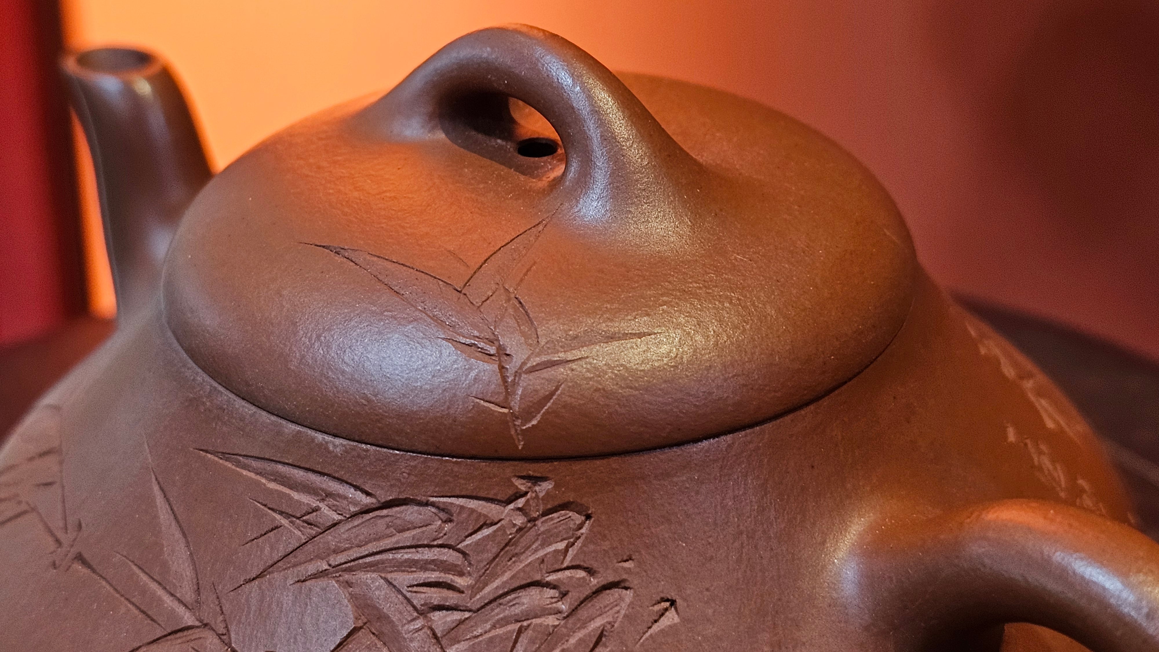 Han Tang Shi Piao 汉棠石瓢, 162.3ml, Xiao Mei Yao Zhu Ni 小煤窑朱泥, by Craftsman Shi Yun 石芸, Engraving by Craftsman Yi De Shu 刻绘 ~ 一德书 ~ Congratulations!to Ms J.C.! 1405hrs 18th Oct 2025, Los Angeles! CA.