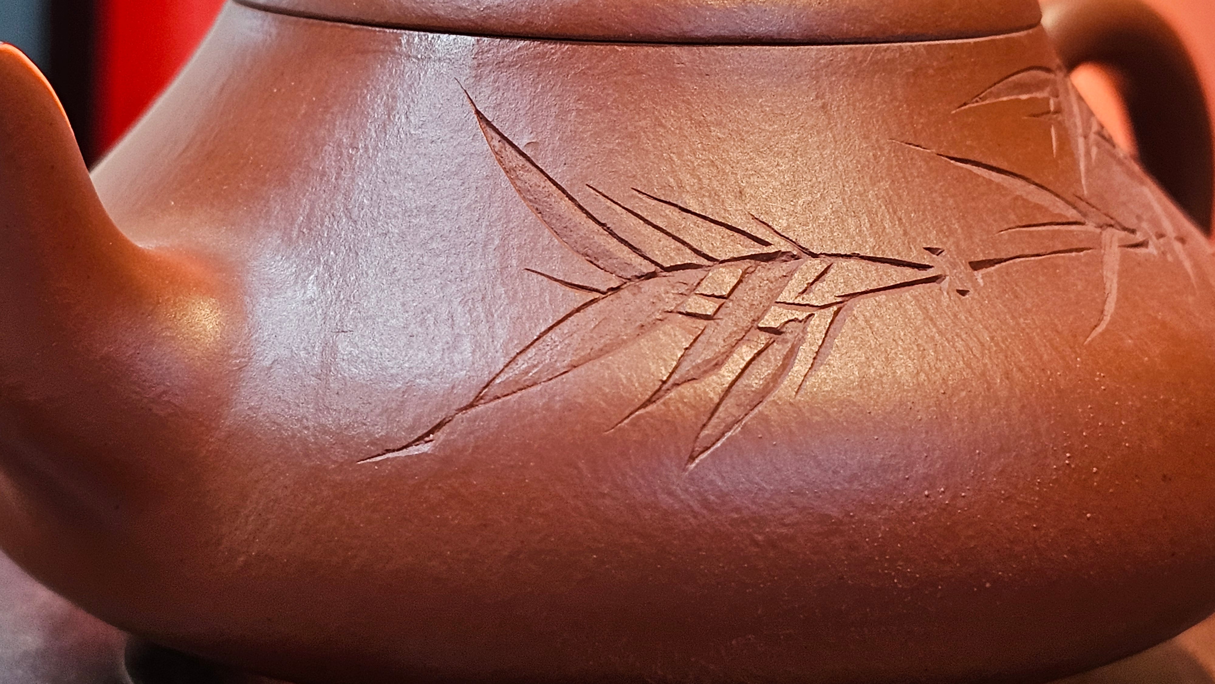 Han Tang Shi Piao 汉棠石瓢, 162.3ml, Xiao Mei Yao Zhu Ni 小煤窑朱泥, by Craftsman Shi Yun 石芸, Engraving by Craftsman Yi De Shu 刻绘 ~ 一德书 ~ Congratulations!to Ms J.C.! 1405hrs 18th Oct 2025, Los Angeles! CA.