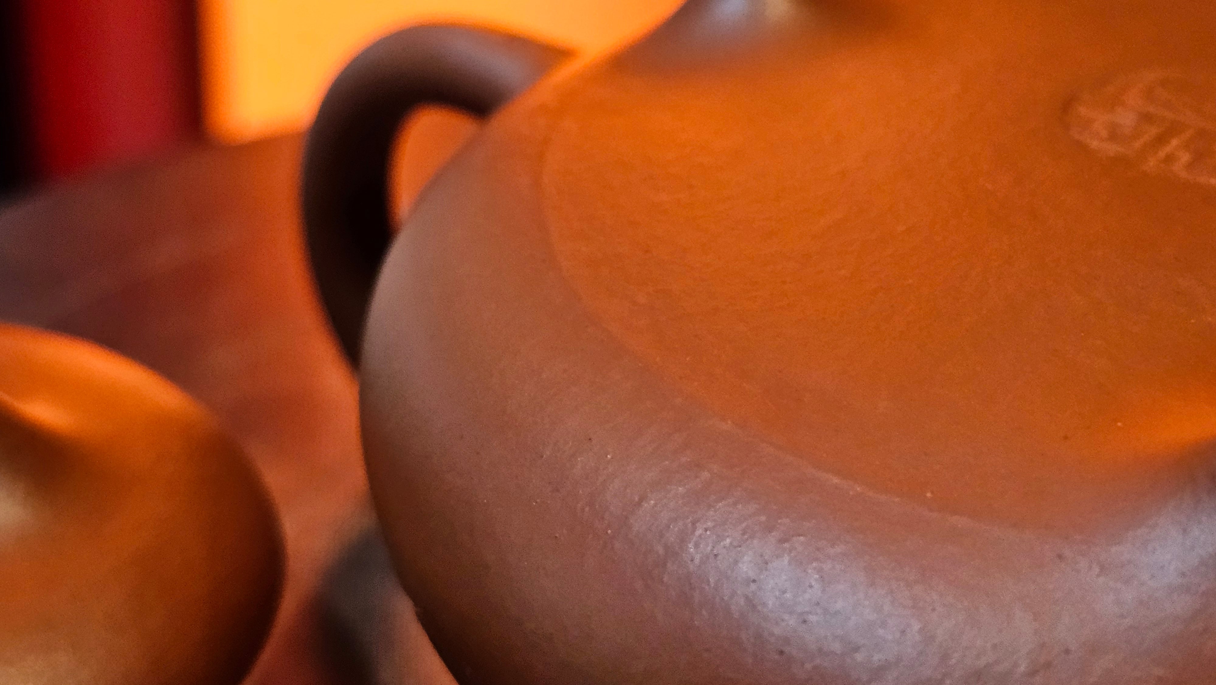 Han Tang Shi Piao 汉棠石瓢, 162.3ml, Xiao Mei Yao Zhu Ni 小煤窑朱泥, by Craftsman Shi Yun 石芸, Engraving by Craftsman Yi De Shu 刻绘 ~ 一德书 ~ Congratulations!to Ms J.C.! 1405hrs 18th Oct 2025, Los Angeles! CA.