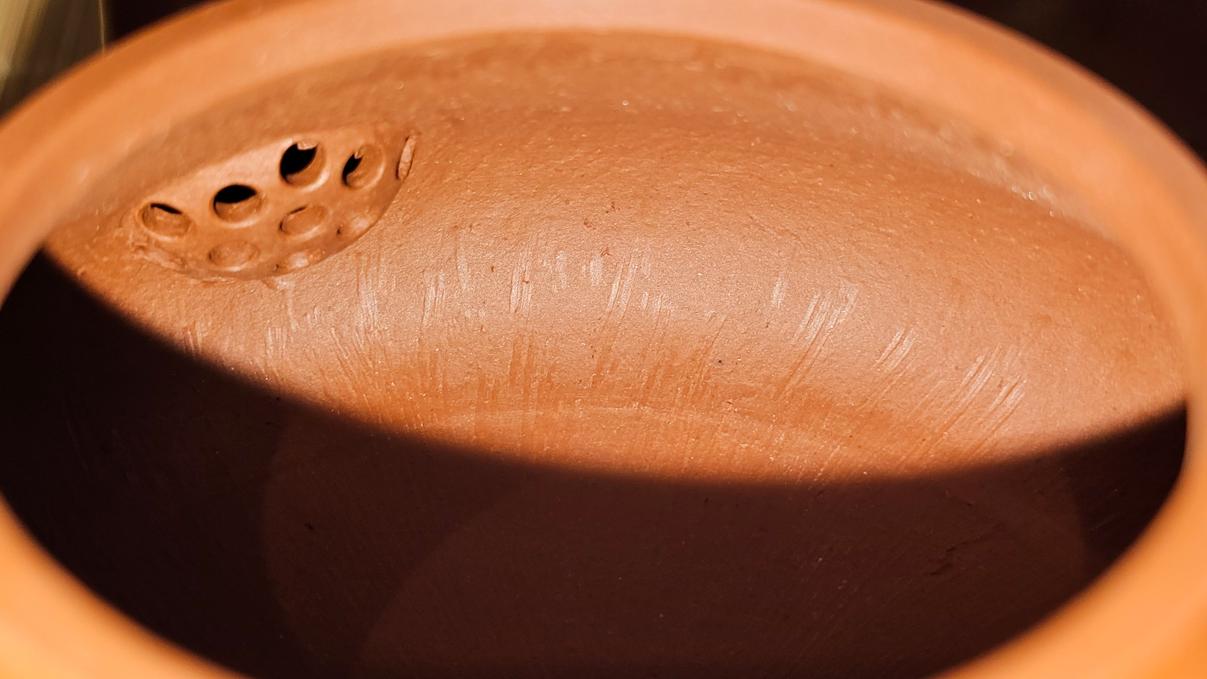 Han Tang Shi Piao 汉棠石瓢, 162.3ml, Xiao Mei Yao Zhu Ni 小煤窑朱泥, by Craftsman Shi Yun 石芸, Engraving by Craftsman Yi De Shu 刻绘 ~ 一德书 ~ Congratulations!to Ms J.C.! 1405hrs 18th Oct 2025, Los Angeles! CA.