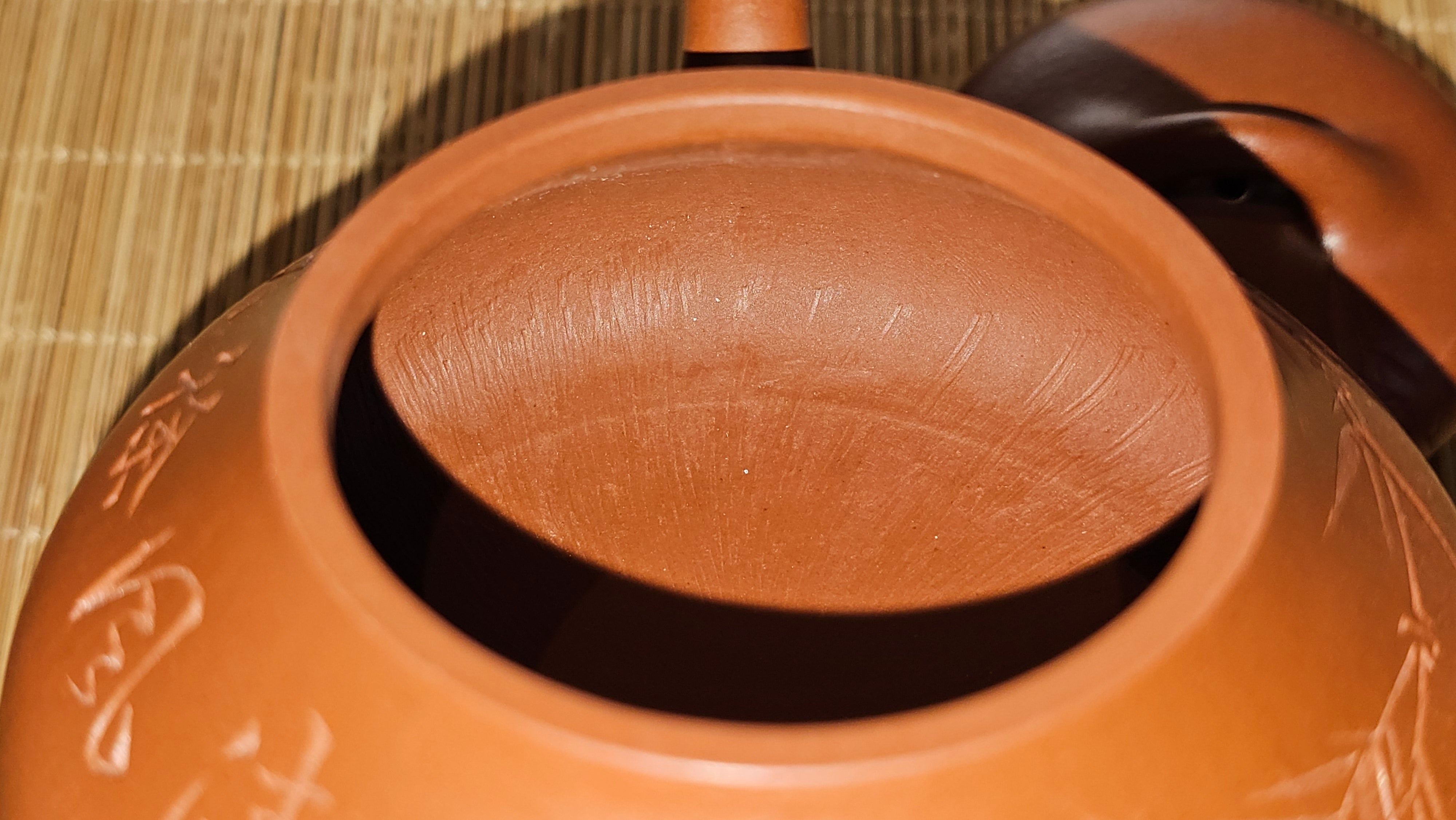 Han Tang Shi Piao 汉棠石瓢, 162.3ml, Xiao Mei Yao Zhu Ni 小煤窑朱泥, by Craftsman Shi Yun 石芸, Engraving by Craftsman Yi De Shu 刻绘 ~ 一德书 ~ Congratulations!to Ms J.C.! 1405hrs 18th Oct 2025, Los Angeles! CA.