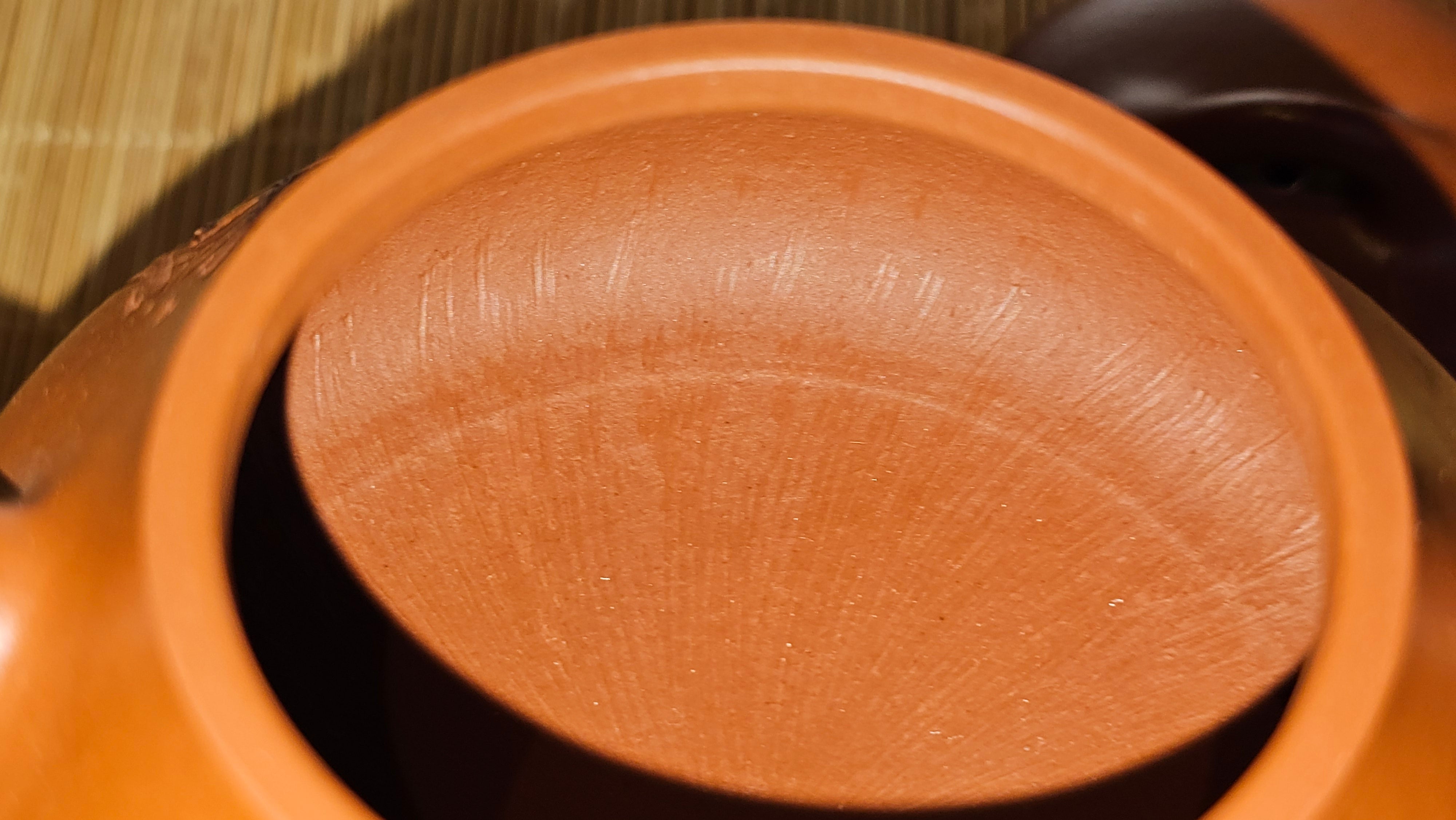 Han Tang Shi Piao 汉棠石瓢, 162.3ml, Xiao Mei Yao Zhu Ni 小煤窑朱泥, by Craftsman Shi Yun 石芸, Engraving by Craftsman Yi De Shu 刻绘 ~ 一德书 ~ Congratulations!to Ms J.C.! 1405hrs 18th Oct 2025, Los Angeles! CA.