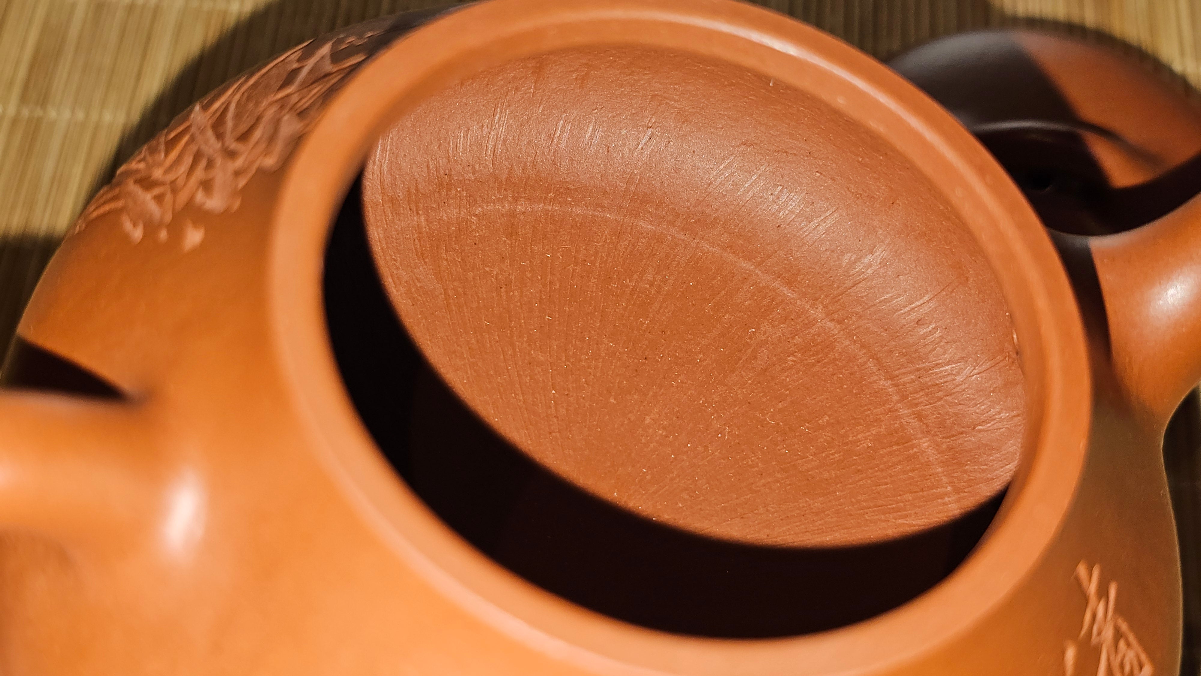 Han Tang Shi Piao 汉棠石瓢, 162.3ml, Xiao Mei Yao Zhu Ni 小煤窑朱泥, by Craftsman Shi Yun 石芸, Engraving by Craftsman Yi De Shu 刻绘 ~ 一德书 ~ Congratulations!to Ms J.C.! 1405hrs 18th Oct 2025, Los Angeles! CA.