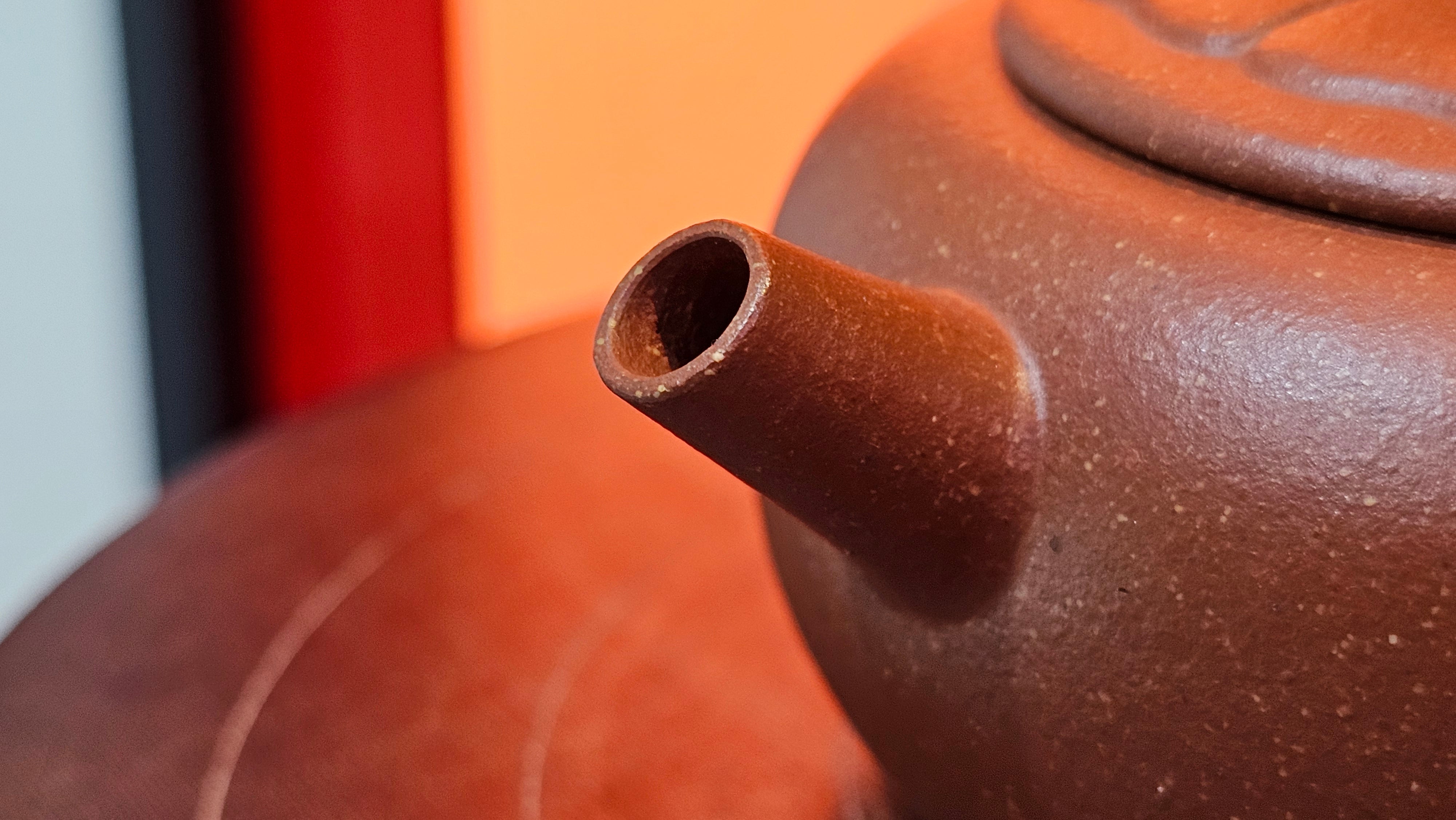 Lian Pu《莲蒲》, 163.7ml, Hong Jiang Po Ni 红降坡泥, by Craftsman Yang Pin Ting 杨聘婷 ~ Congratulations!to Ms J.C.! 1500hrs 26th Oct 2025, Los Angeles, CA!