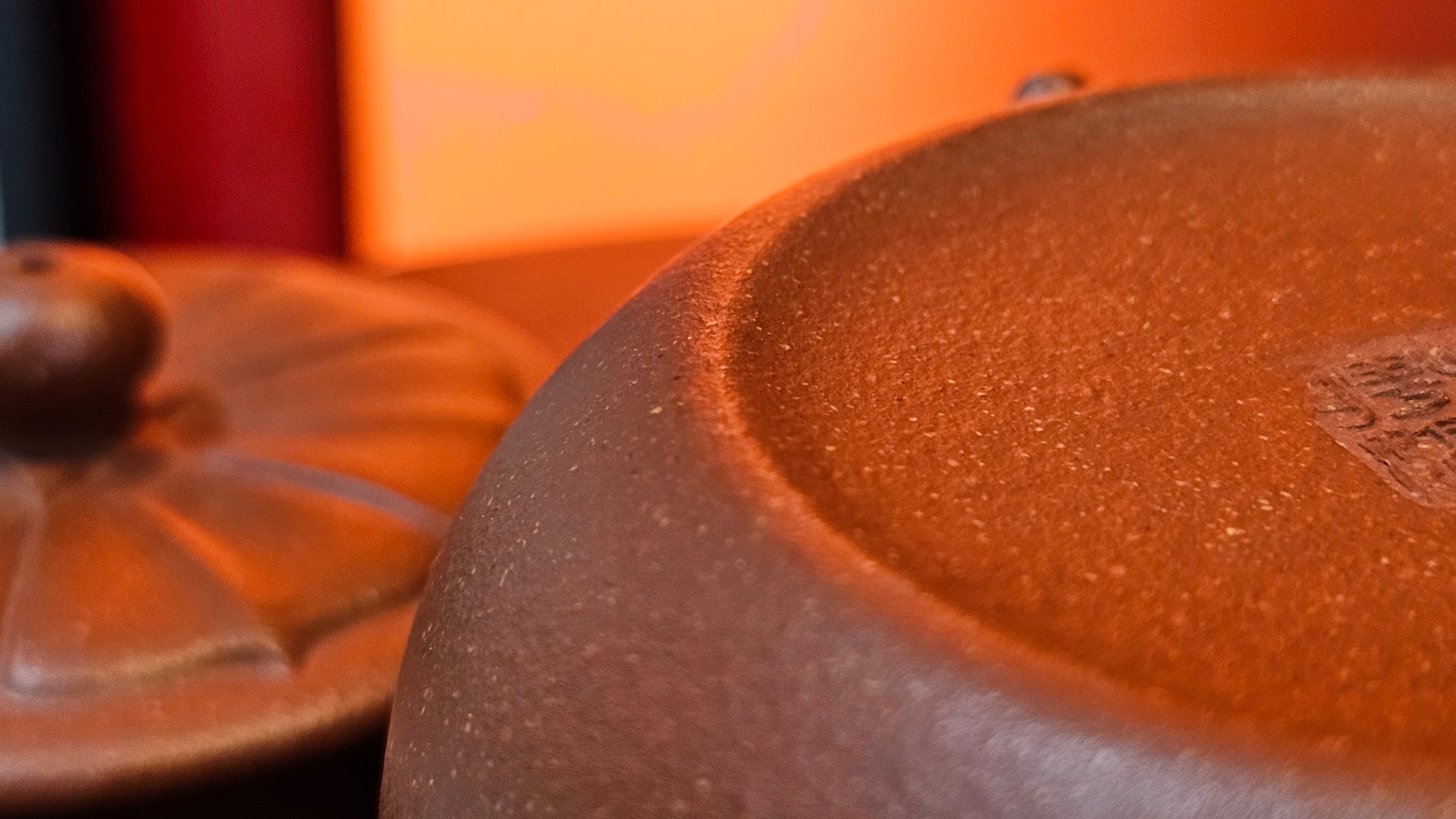 Lian Pu《莲蒲》, 163.7ml, Hong Jiang Po Ni 红降坡泥, by Craftsman Yang Pin Ting 杨聘婷 ~ Congratulations!to Ms J.C.! 1500hrs 26th Oct 2025, Los Angeles, CA!