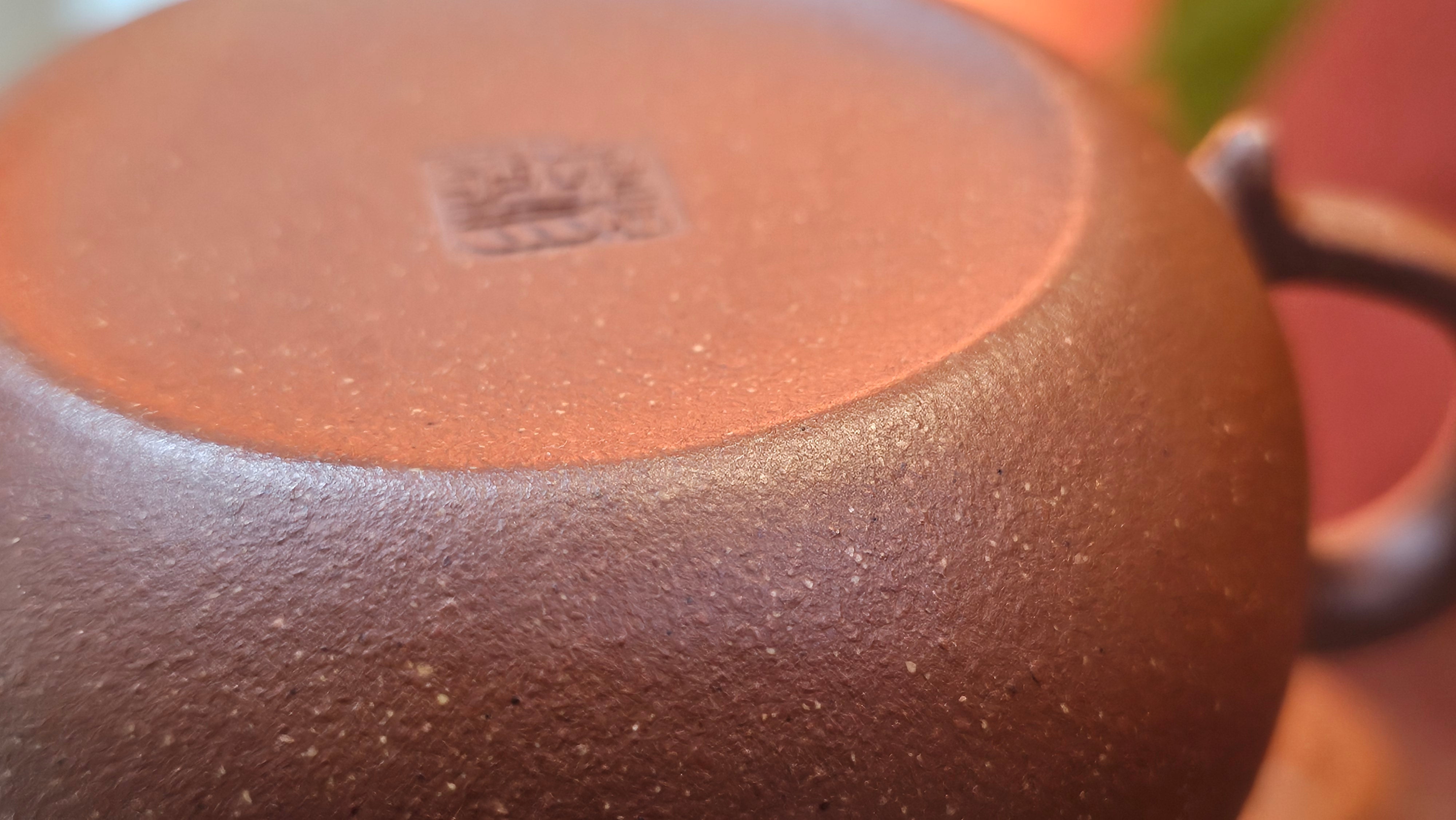 Lian Pu《莲蒲》, 163.7ml, Hong Jiang Po Ni 红降坡泥, by Craftsman Yang Pin Ting 杨聘婷 ~ Congratulations!to Ms J.C.! 1500hrs 26th Oct 2025, Los Angeles, CA!