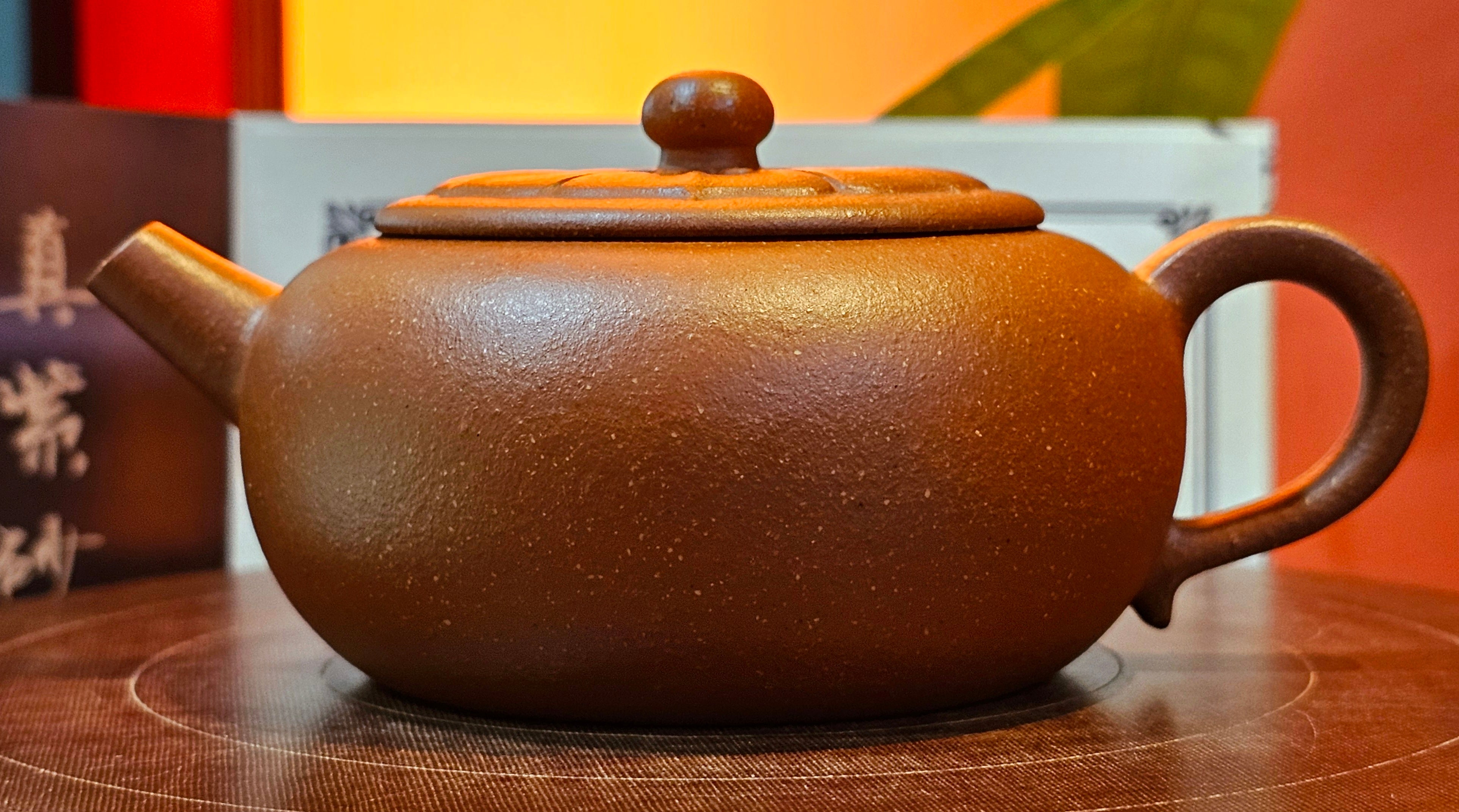 Lian Pu《莲蒲》, 163.7ml, Hong Jiang Po Ni 红降坡泥, by Craftsman Yang Pin Ting 杨聘婷 ~ Congratulations!to Ms J.C.! 1500hrs 26th Oct 2025, Los Angeles, CA!