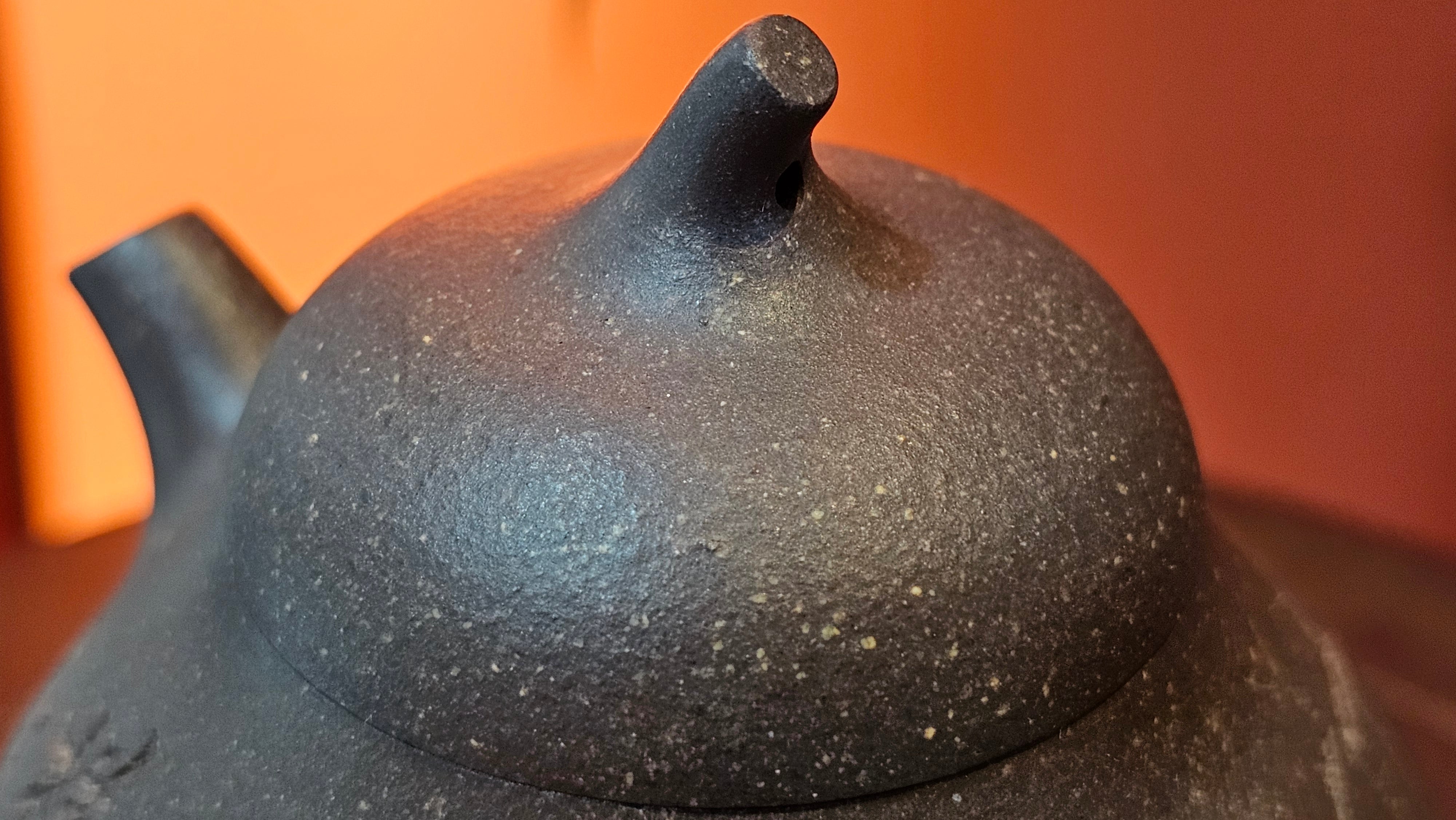 Qie Gua《茄瓜》~ "The Gourd", 153.3ml, Hei Zi Ni 黑紫泥, by our Craftsman Zhang Huan 张欢, Calligraphy and Lotus Flower Engraving by Craftsman Yi Cheng 逸成 ~ Congratulations to Mr W.K.! 1941hrs 20th Oct 2025, Austin! TX!