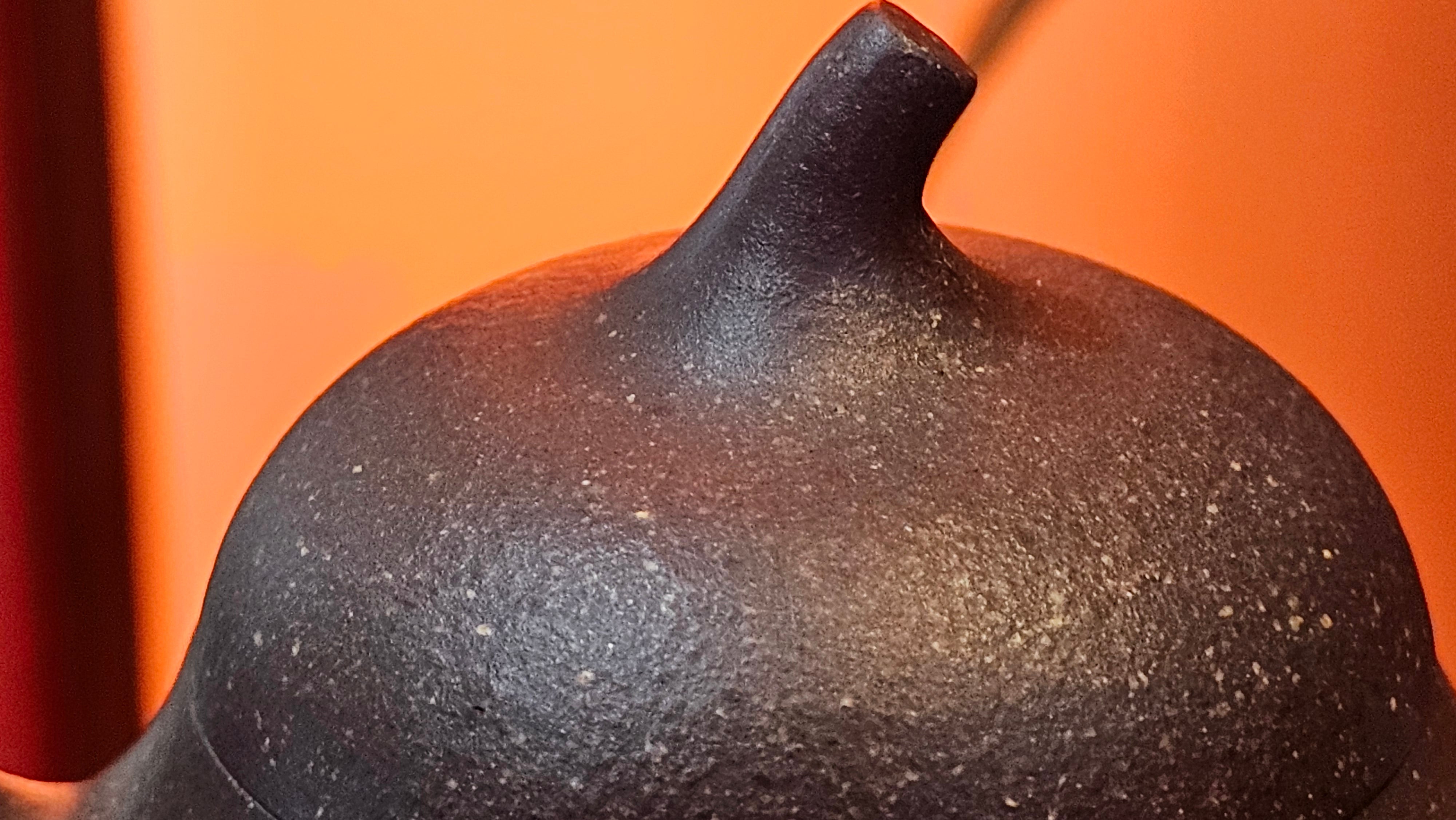 Qie Gua《茄瓜》~ "The Gourd", 153.3ml, Hei Zi Ni 黑紫泥, by our Craftsman Zhang Huan 张欢, Calligraphy and Lotus Flower Engraving by Craftsman Yi Cheng 逸成 ~ Congratulations to Mr W.K.! 1941hrs 20th Oct 2025, Austin! TX!