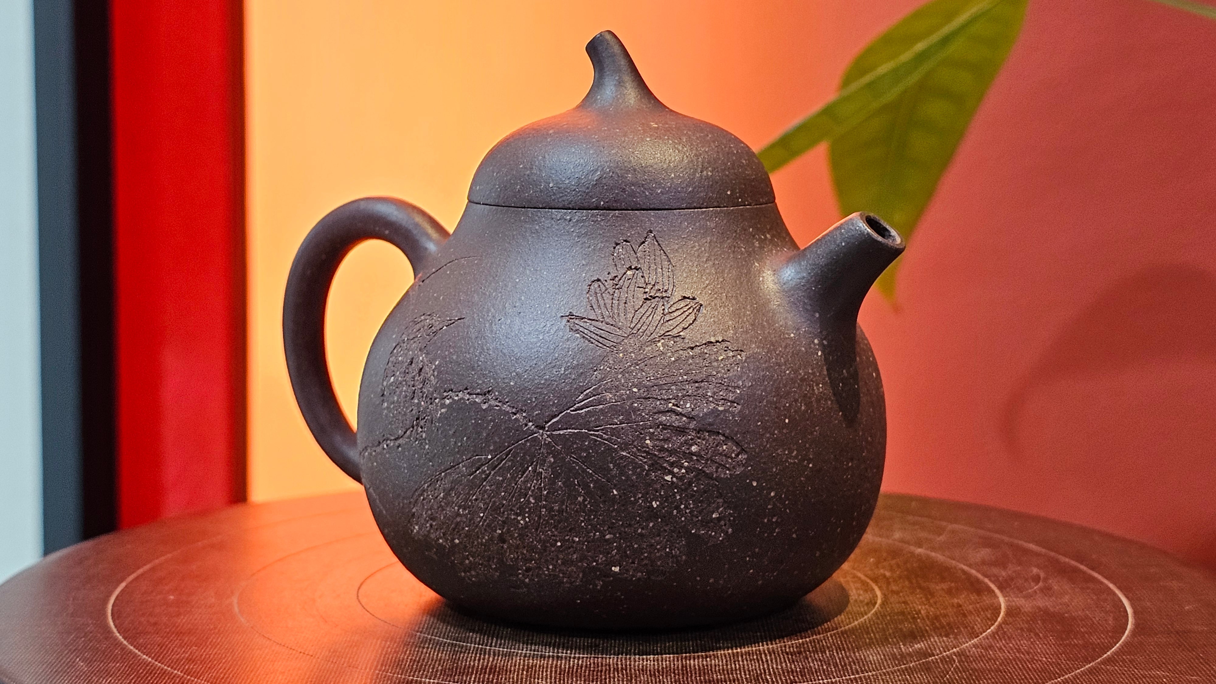 Qie Gua《茄瓜》~ "The Gourd", 153.3ml, Hei Zi Ni 黑紫泥, by our Craftsman Zhang Huan 张欢, Calligraphy and Lotus Flower Engraving by Craftsman Yi Cheng 逸成 ~ Congratulations to Mr W.K.! 1941hrs 20th Oct 2025, Austin! TX!