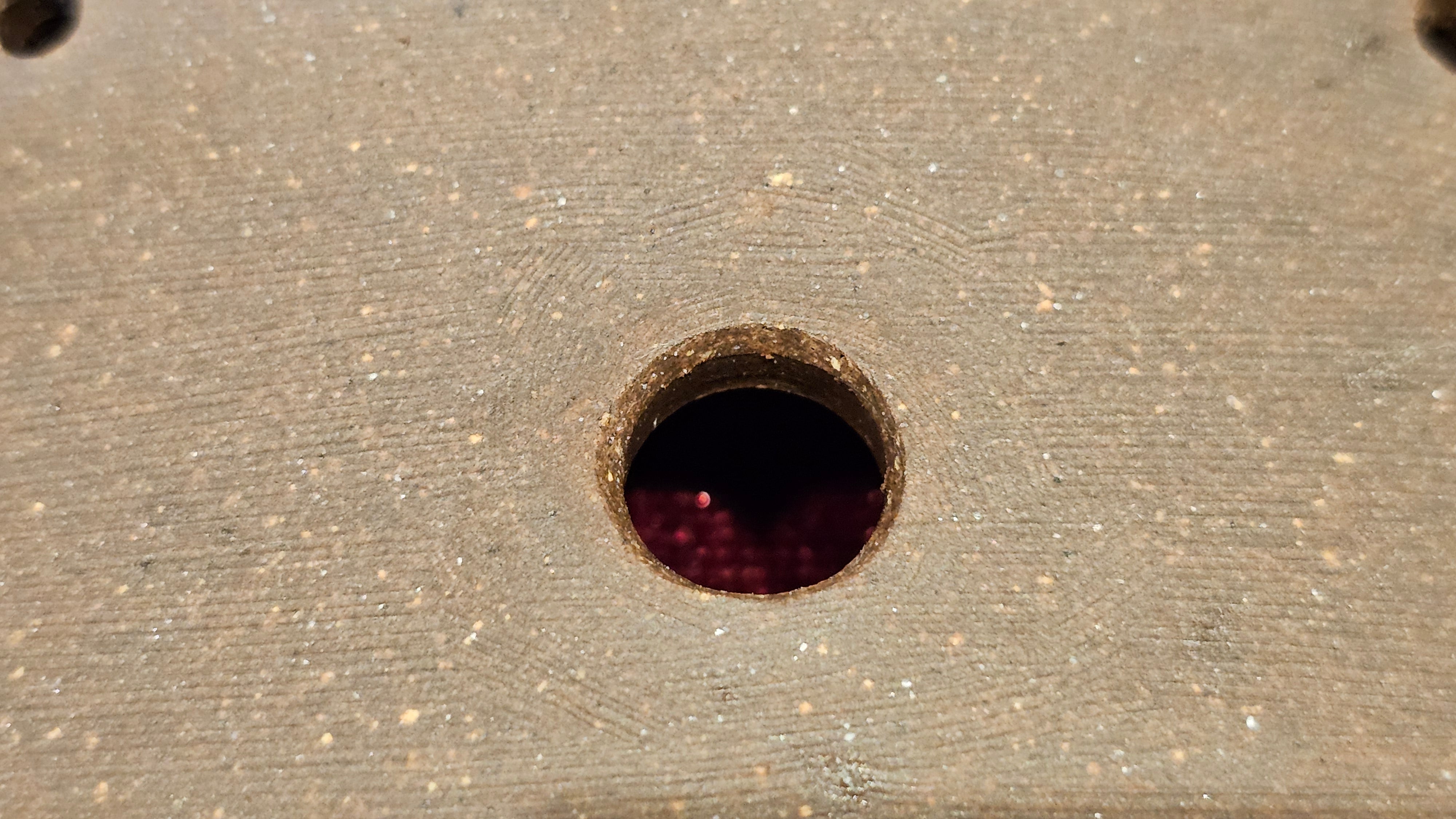 《清贡扇形盆》"Qing Gong Shan Xing Pen ~ Qing Style Fan-Shape Open Configuration", Di Cao Qing Zi Ni, by L2A Senior Consummate Artist Yuan Hui 高级振兴技艺师兼高级工艺美术师～袁辉。