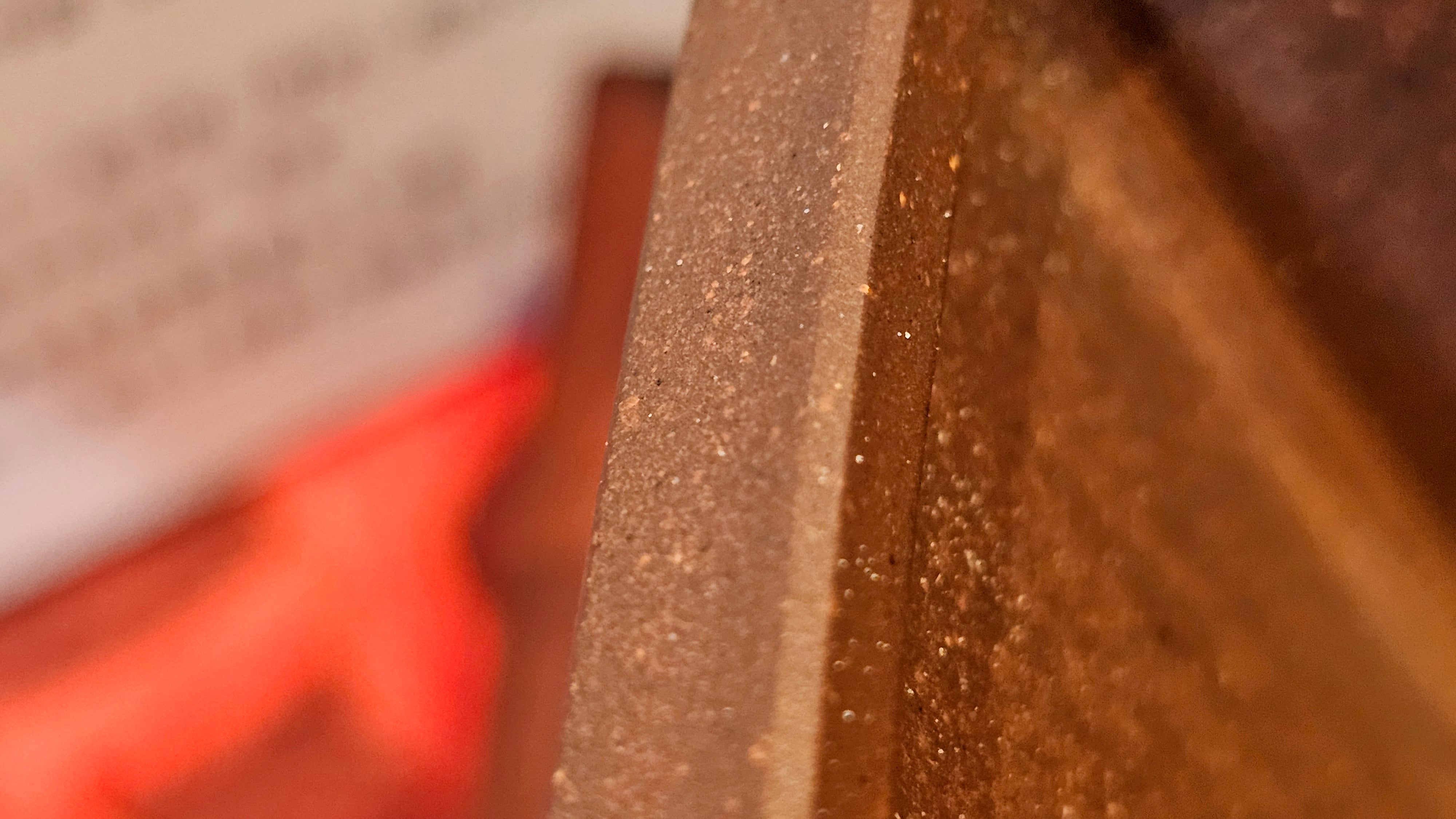 《清贡扇形盆》"Qing Gong Shan Xing Pen ~ Qing Style Fan-Shape Open Configuration", Di Cao Qing Zi Ni, by L2A Senior Consummate Artist Yuan Hui 高级振兴技艺师兼高级工艺美术师～袁辉。