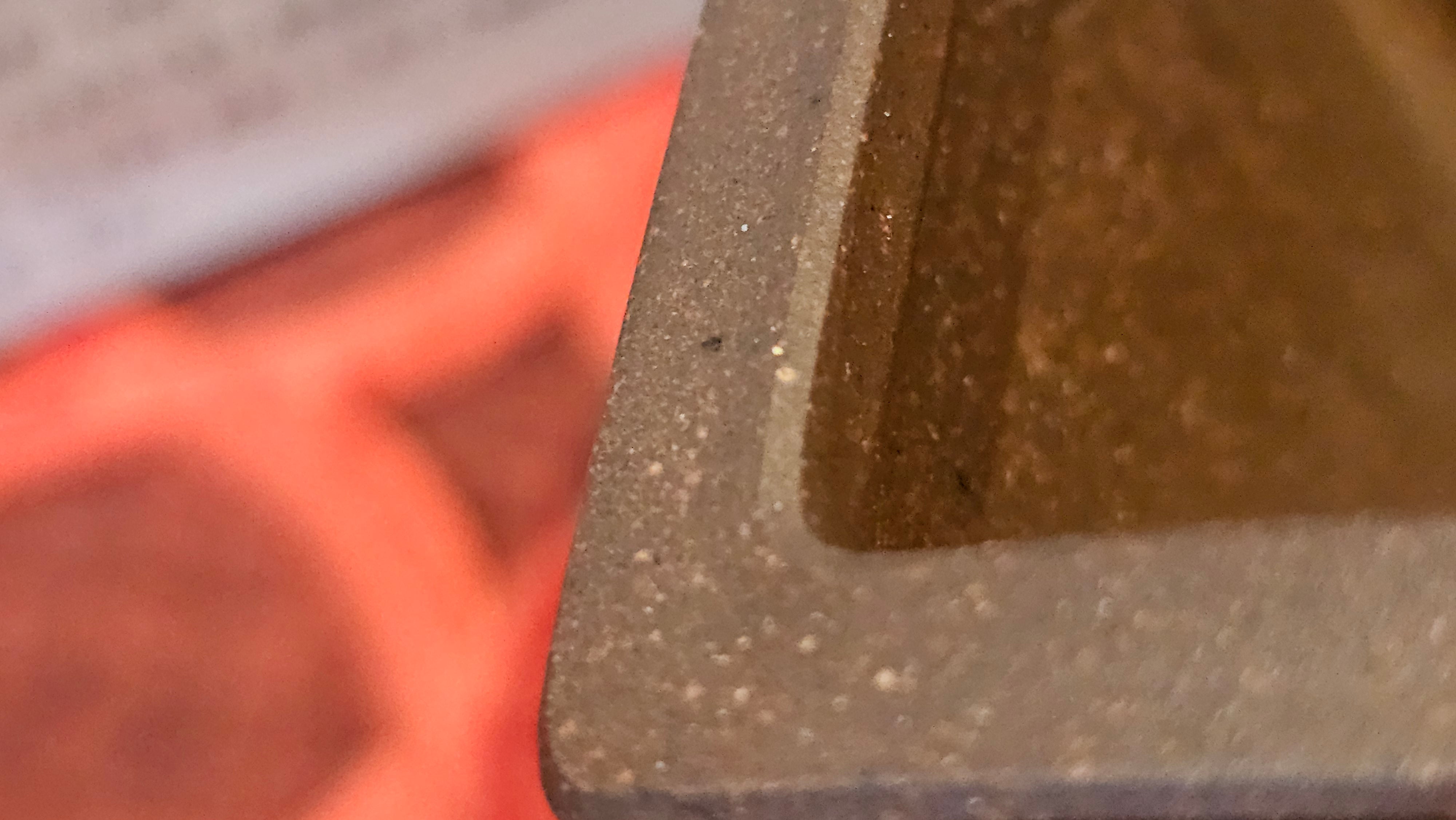 《清贡扇形盆》"Qing Gong Shan Xing Pen ~ Qing Style Fan-Shape Open Configuration", Di Cao Qing Zi Ni, by L2A Senior Consummate Artist Yuan Hui 高级振兴技艺师兼高级工艺美术师～袁辉。