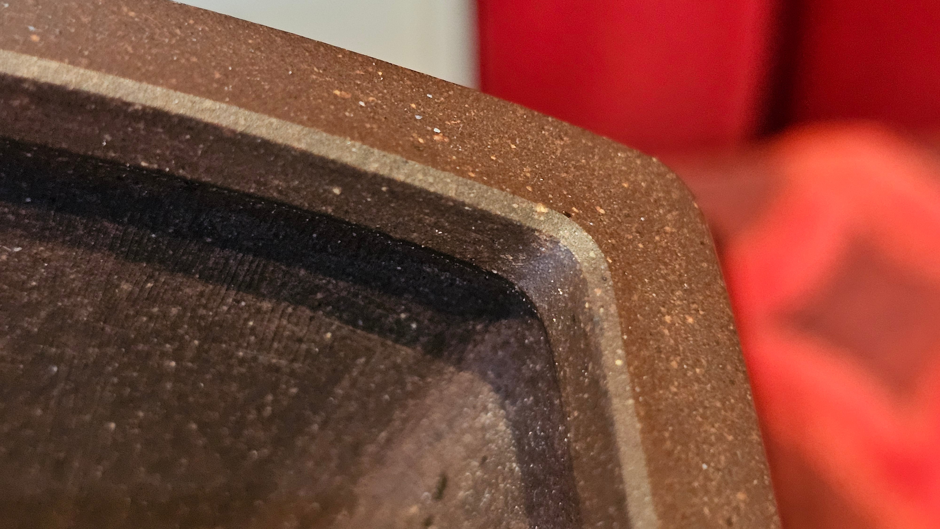 《清贡扇形盆》"Qing Gong Shan Xing Pen ~ Qing Style Fan-Shape Open Configuration", Di Cao Qing Zi Ni, by L2A Senior Consummate Artist Yuan Hui 高级振兴技艺师兼高级工艺美术师～袁辉。