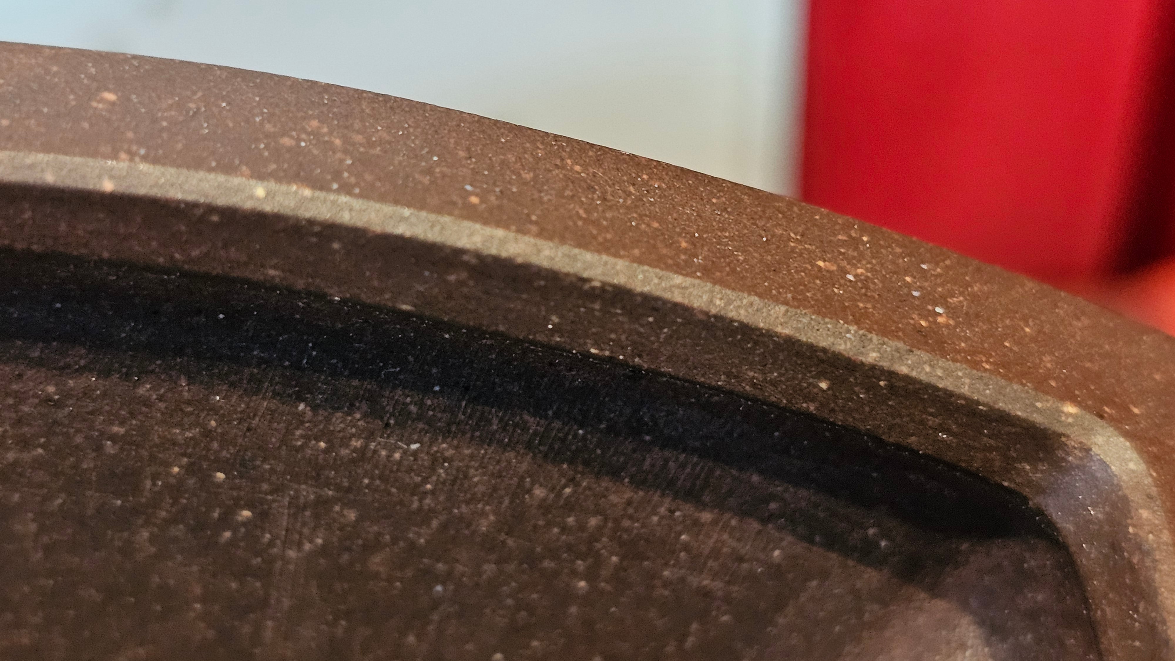 《清贡扇形盆》"Qing Gong Shan Xing Pen ~ Qing Style Fan-Shape Open Configuration", Di Cao Qing Zi Ni, by L2A Senior Consummate Artist Yuan Hui 高级振兴技艺师兼高级工艺美术师～袁辉。