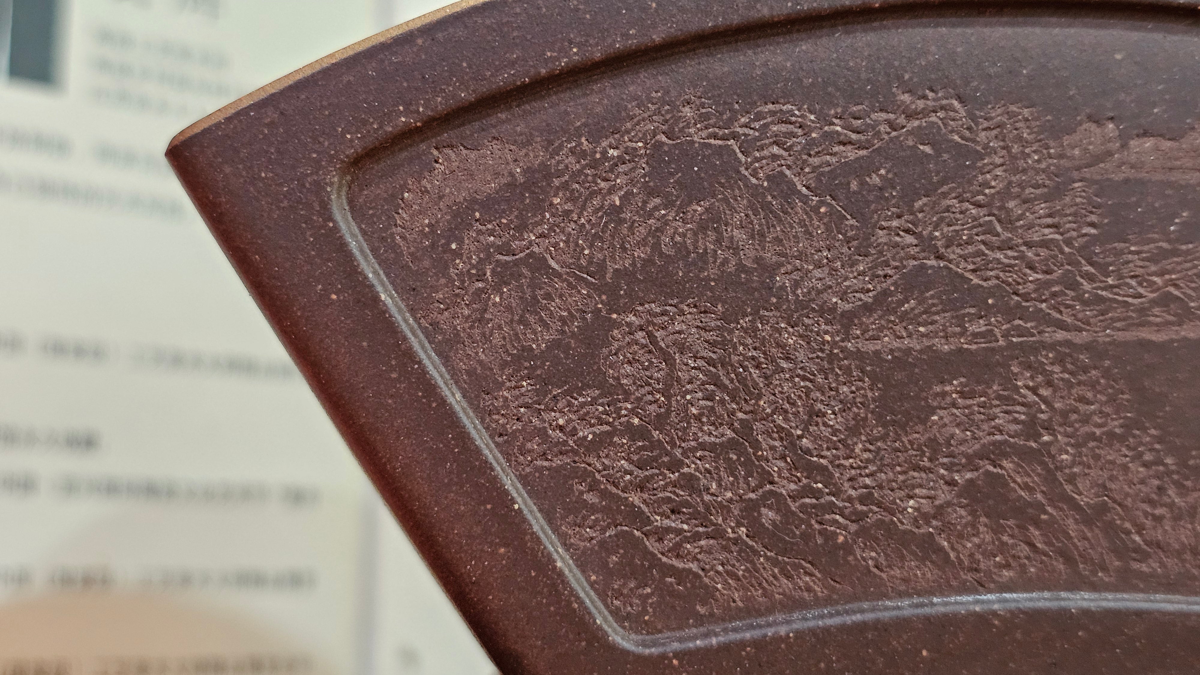 《清贡扇形盆》"Qing Gong Shan Xing Pen ~ Qing Style Fan-Shape Open Configuration", Di Cao Qing Zi Ni, by L2A Senior Consummate Artist Yuan Hui 高级振兴技艺师兼高级工艺美术师～袁辉。