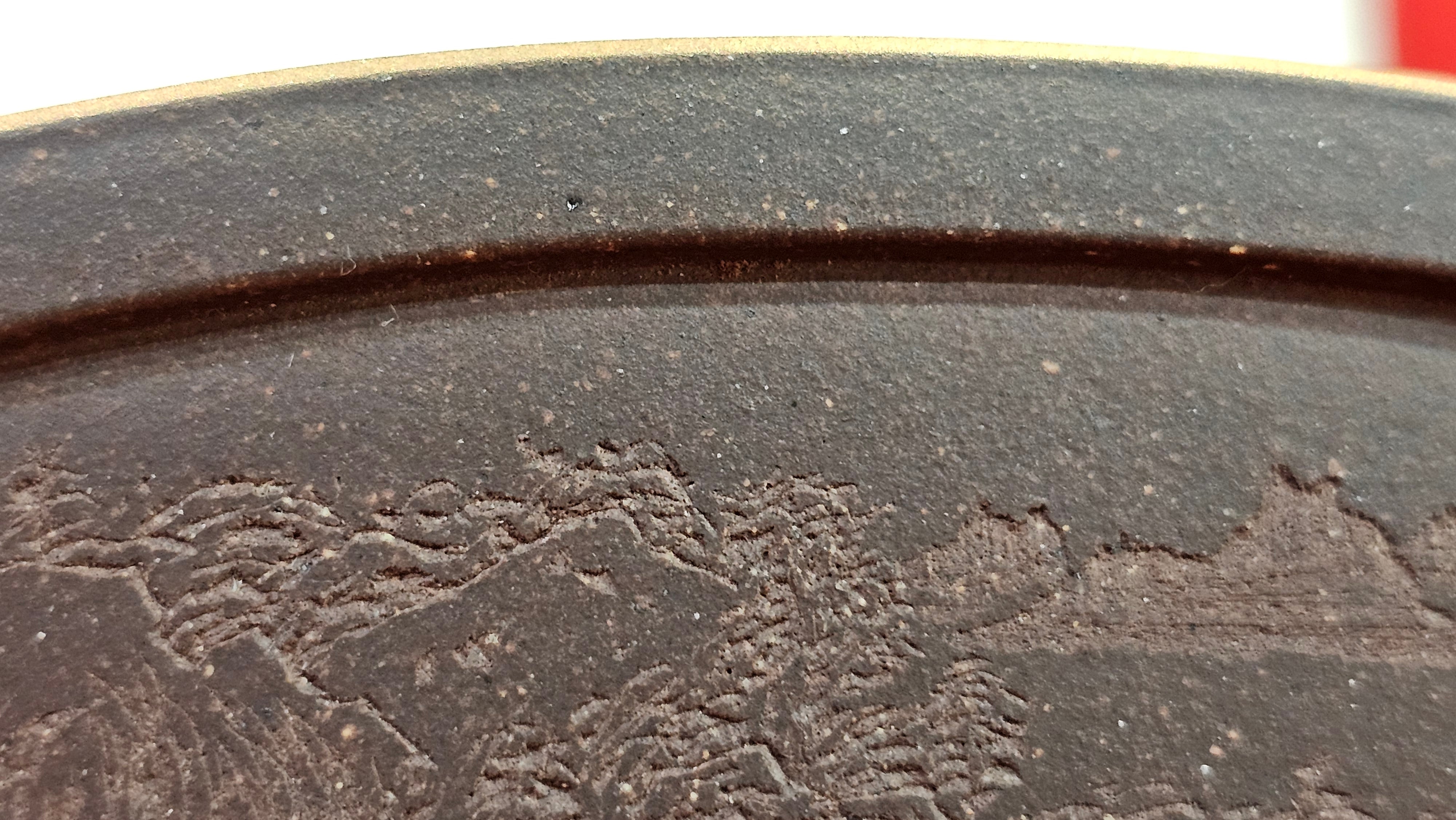 《清贡扇形盆》"Qing Gong Shan Xing Pen ~ Qing Style Fan-Shape Open Configuration", Di Cao Qing Zi Ni, by L2A Senior Consummate Artist Yuan Hui 高级振兴技艺师兼高级工艺美术师～袁辉。