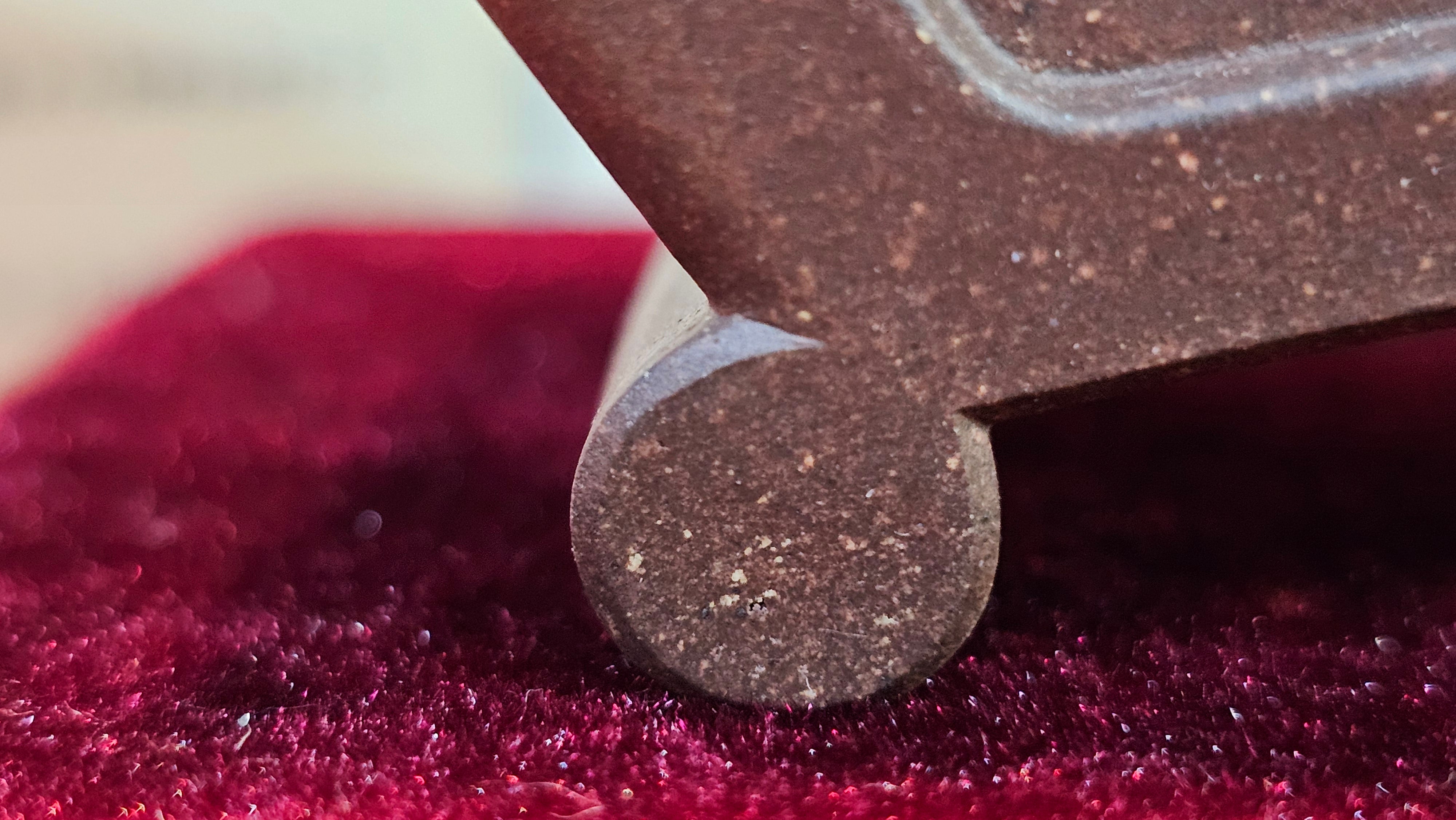 《清贡扇形盆》"Qing Gong Shan Xing Pen ~ Qing Style Fan-Shape Open Configuration", Di Cao Qing Zi Ni, by L2A Senior Consummate Artist Yuan Hui 高级振兴技艺师兼高级工艺美术师～袁辉。