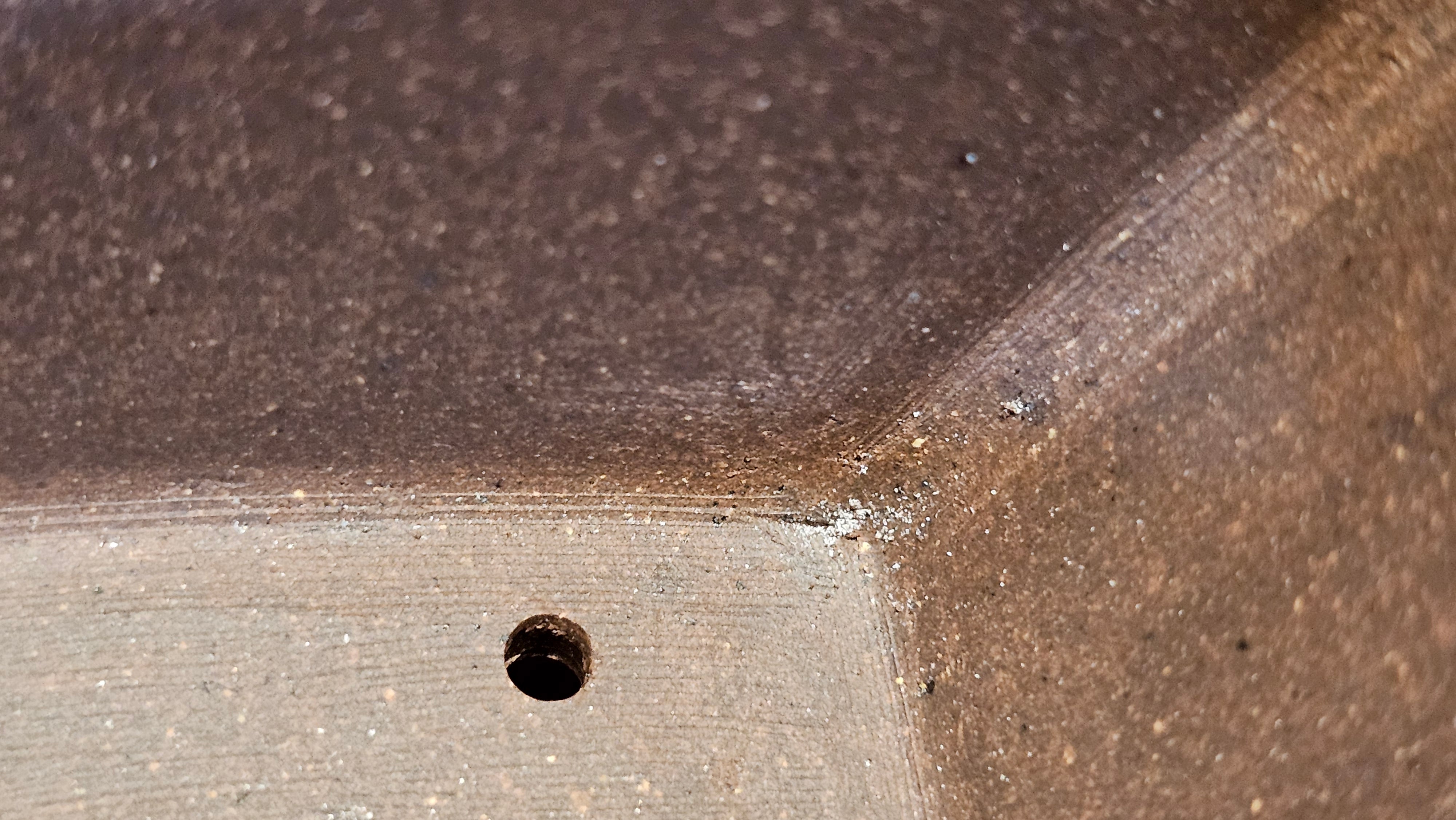 《清贡扇形盆》"Qing Gong Shan Xing Pen ~ Qing Style Fan-Shape Open Configuration", Di Cao Qing Zi Ni, by L2A Senior Consummate Artist Yuan Hui 高级振兴技艺师兼高级工艺美术师～袁辉。