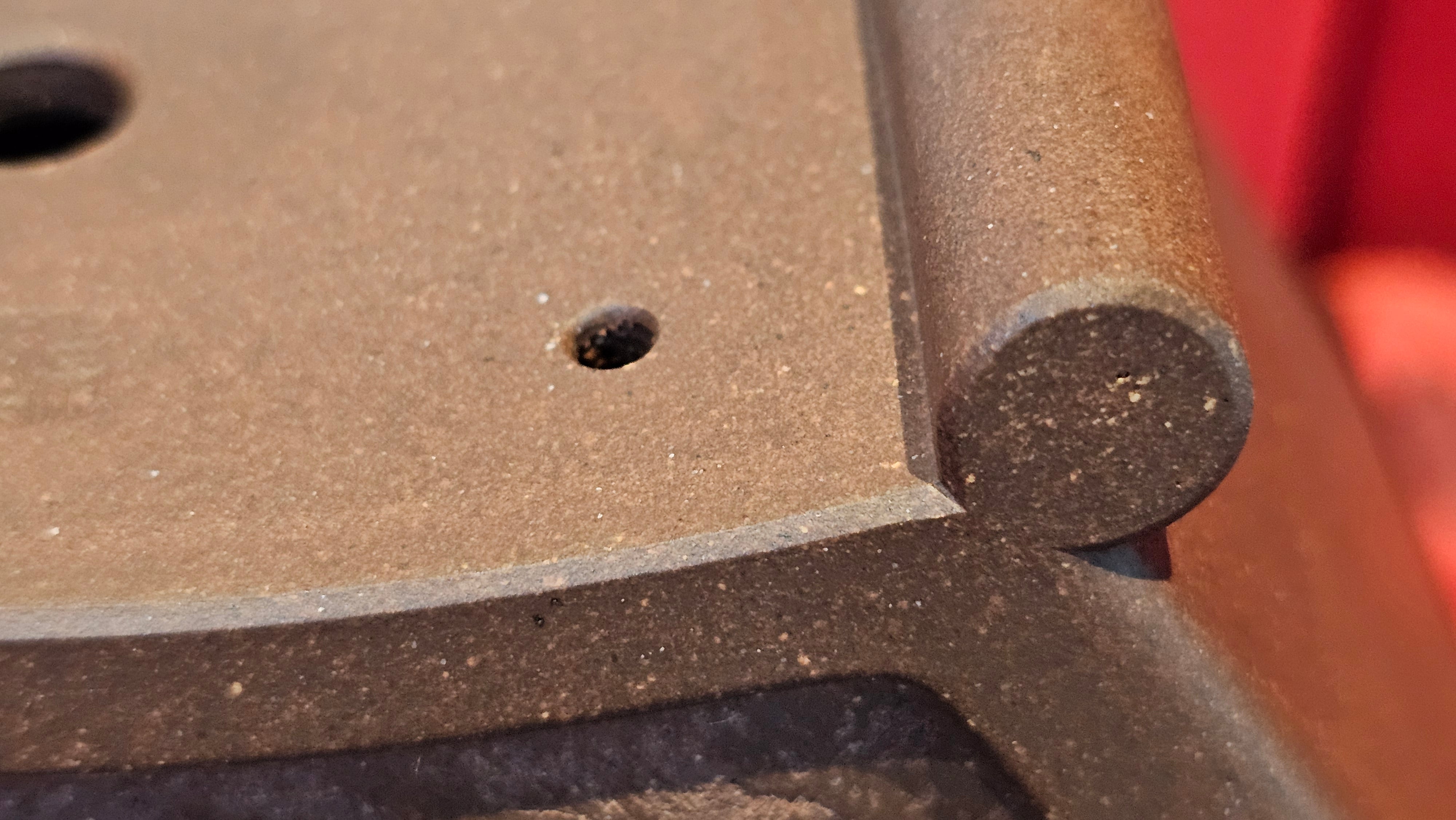 《清贡扇形盆》"Qing Gong Shan Xing Pen ~ Qing Style Fan-Shape Open Configuration", Di Cao Qing Zi Ni, by L2A Senior Consummate Artist Yuan Hui 高级振兴技艺师兼高级工艺美术师～袁辉。