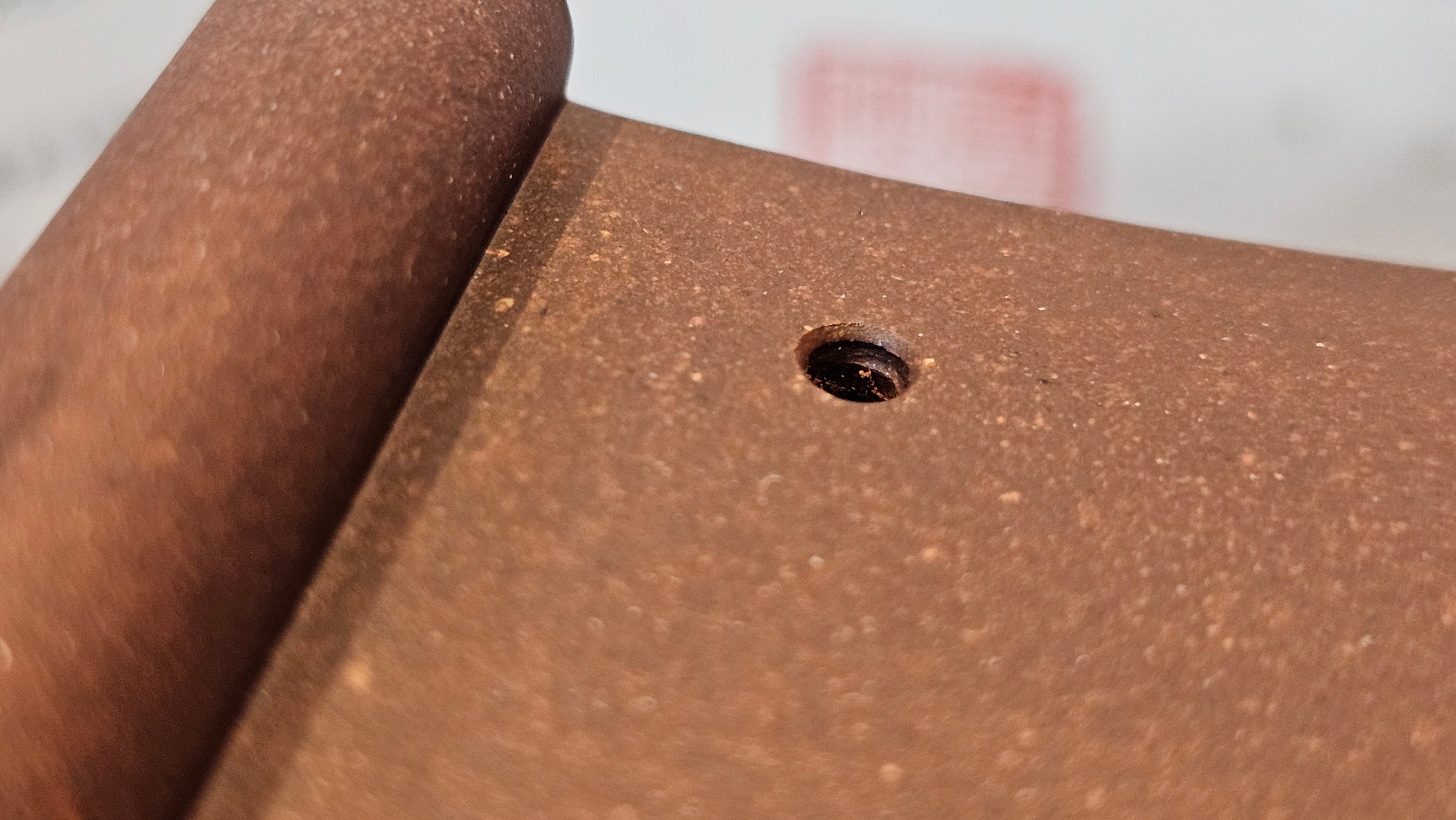 《清贡扇形盆》"Qing Gong Shan Xing Pen ~ Qing Style Fan-Shape Open Configuration", Di Cao Qing Zi Ni, by L2A Senior Consummate Artist Yuan Hui 高级振兴技艺师兼高级工艺美术师～袁辉。