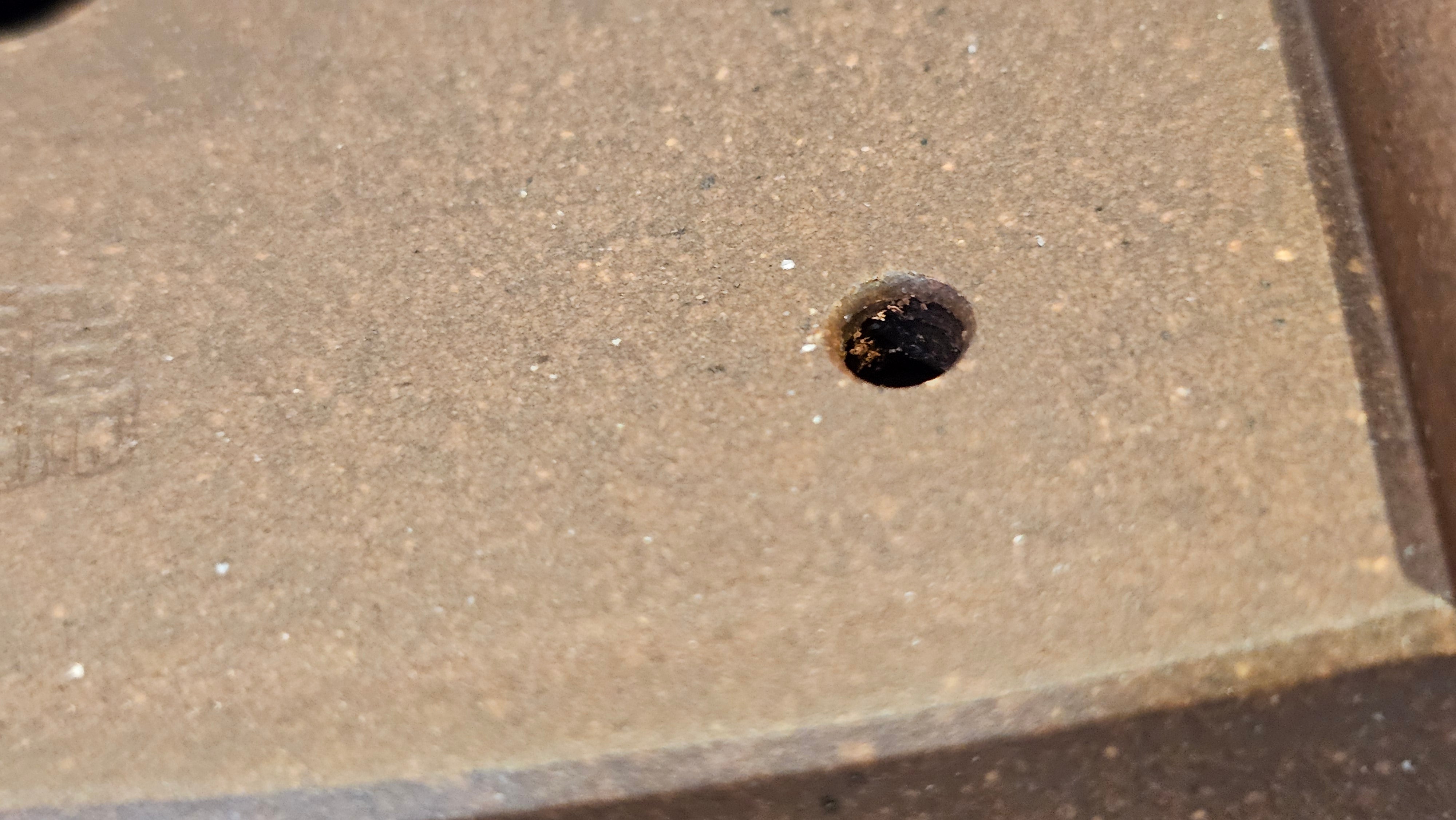 《清贡扇形盆》"Qing Gong Shan Xing Pen ~ Qing Style Fan-Shape Open Configuration", Di Cao Qing Zi Ni, by L2A Senior Consummate Artist Yuan Hui 高级振兴技艺师兼高级工艺美术师～袁辉。