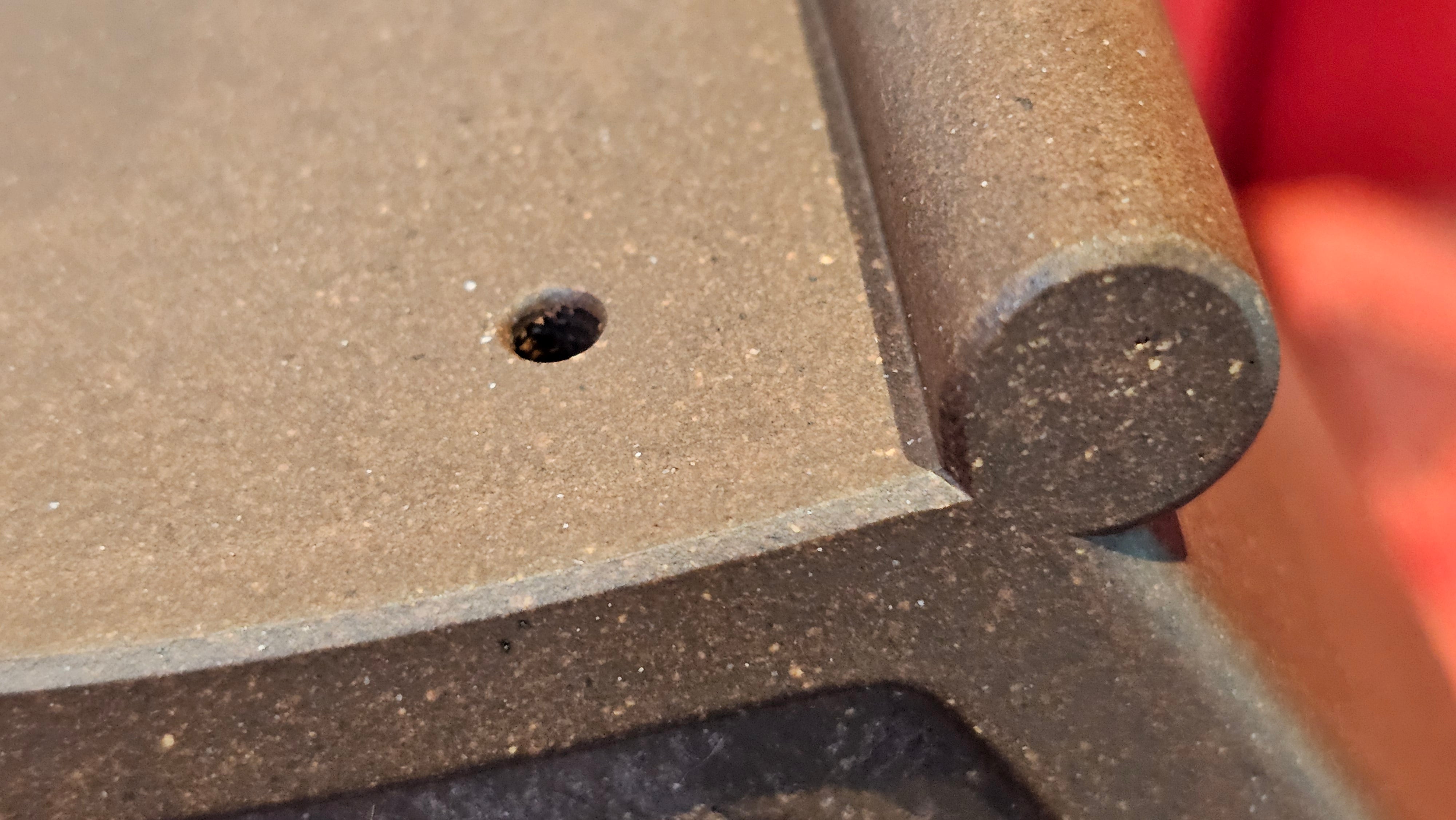 《清贡扇形盆》"Qing Gong Shan Xing Pen ~ Qing Style Fan-Shape Open Configuration", Di Cao Qing Zi Ni, by L2A Senior Consummate Artist Yuan Hui 高级振兴技艺师兼高级工艺美术师～袁辉。