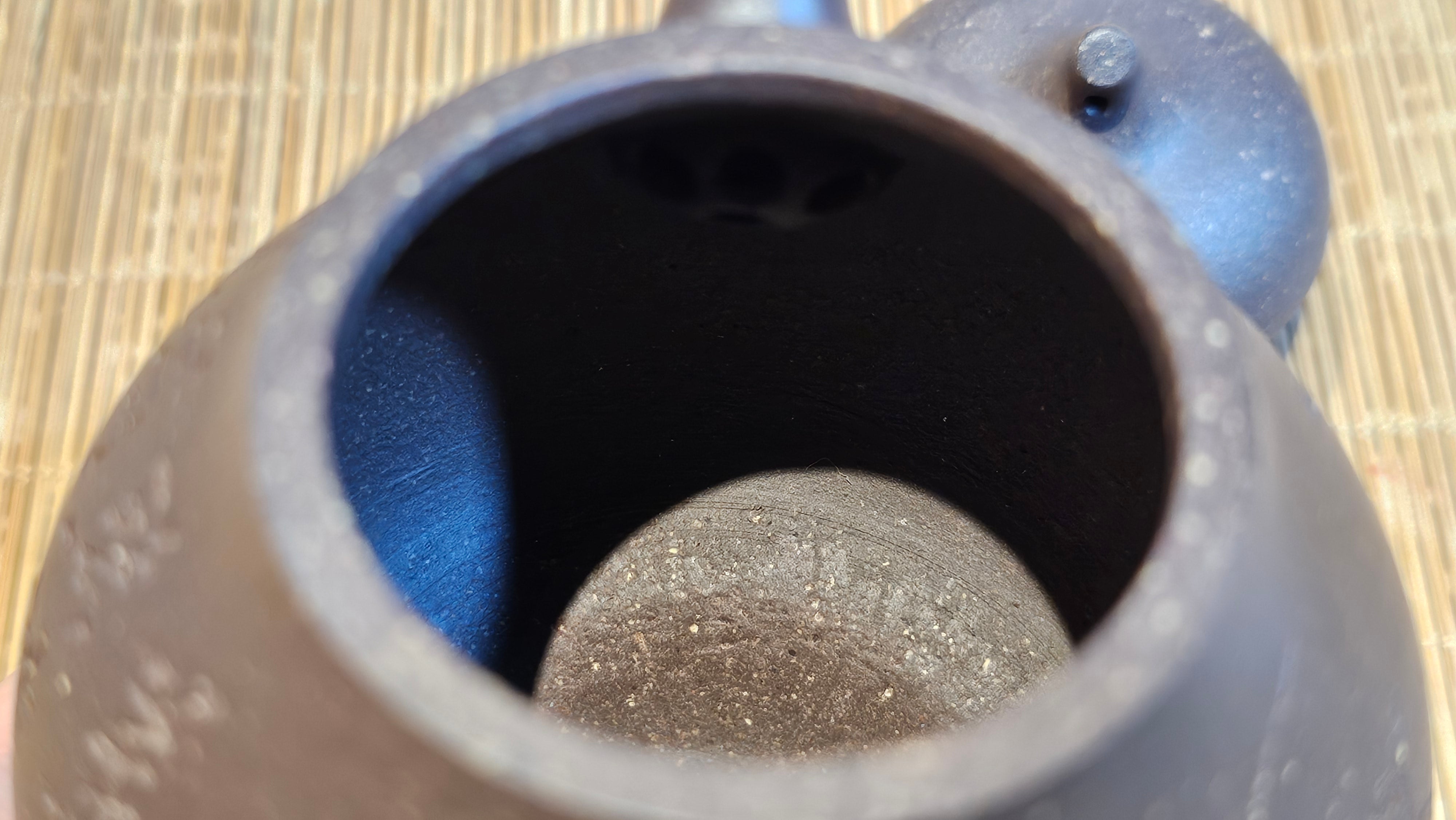 Qie Gua《茄瓜》~ "The Gourd", 153.3ml, Hei Zi Ni 黑紫泥, by our Craftsman Zhang Huan 张欢, Calligraphy and Lotus Flower Engraving by Craftsman Yi Cheng 逸成 ~ Congratulations to Mr W.K.! 1941hrs 20th Oct 2025, Austin! TX!