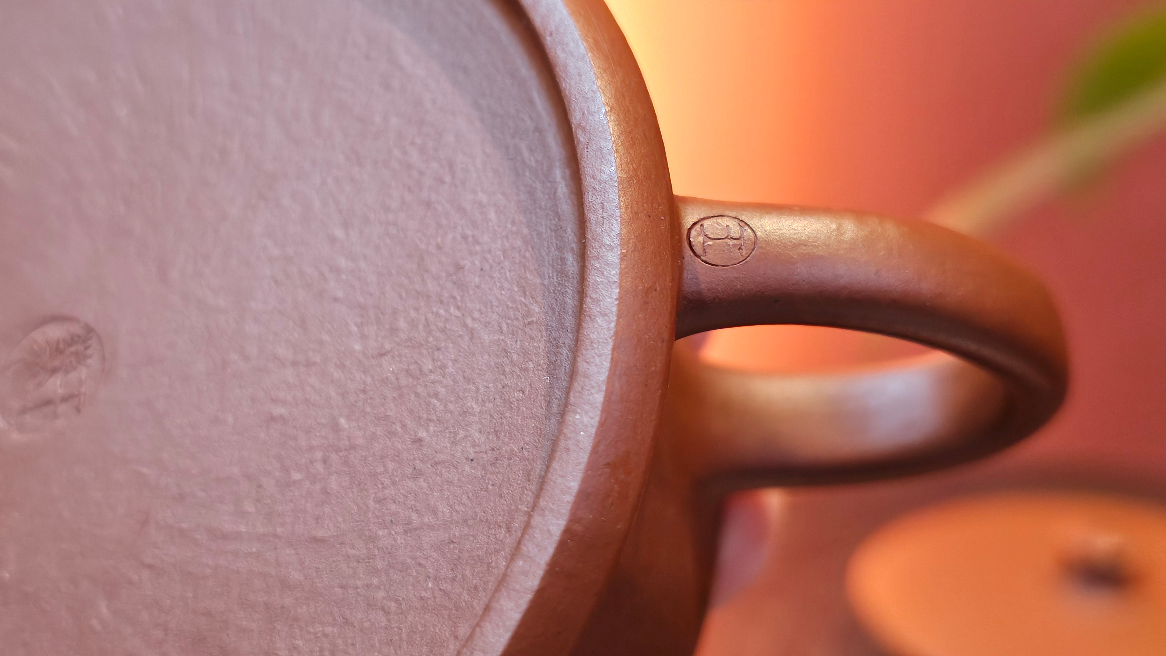 Yun Zhu 云柱 "Pillar of the Heavens", 130.5ml, Xiao Mei Yao Zhu Ni, by Craftsman Wang Hui 王慧 ~ "梅开五福" and Plum Blossoms Engraving by Craftsman Yi De Shu 一德书 ~!Congratulations to Ms S.C.! 1336hrs 20th Oct 2025, Geneva, IL!