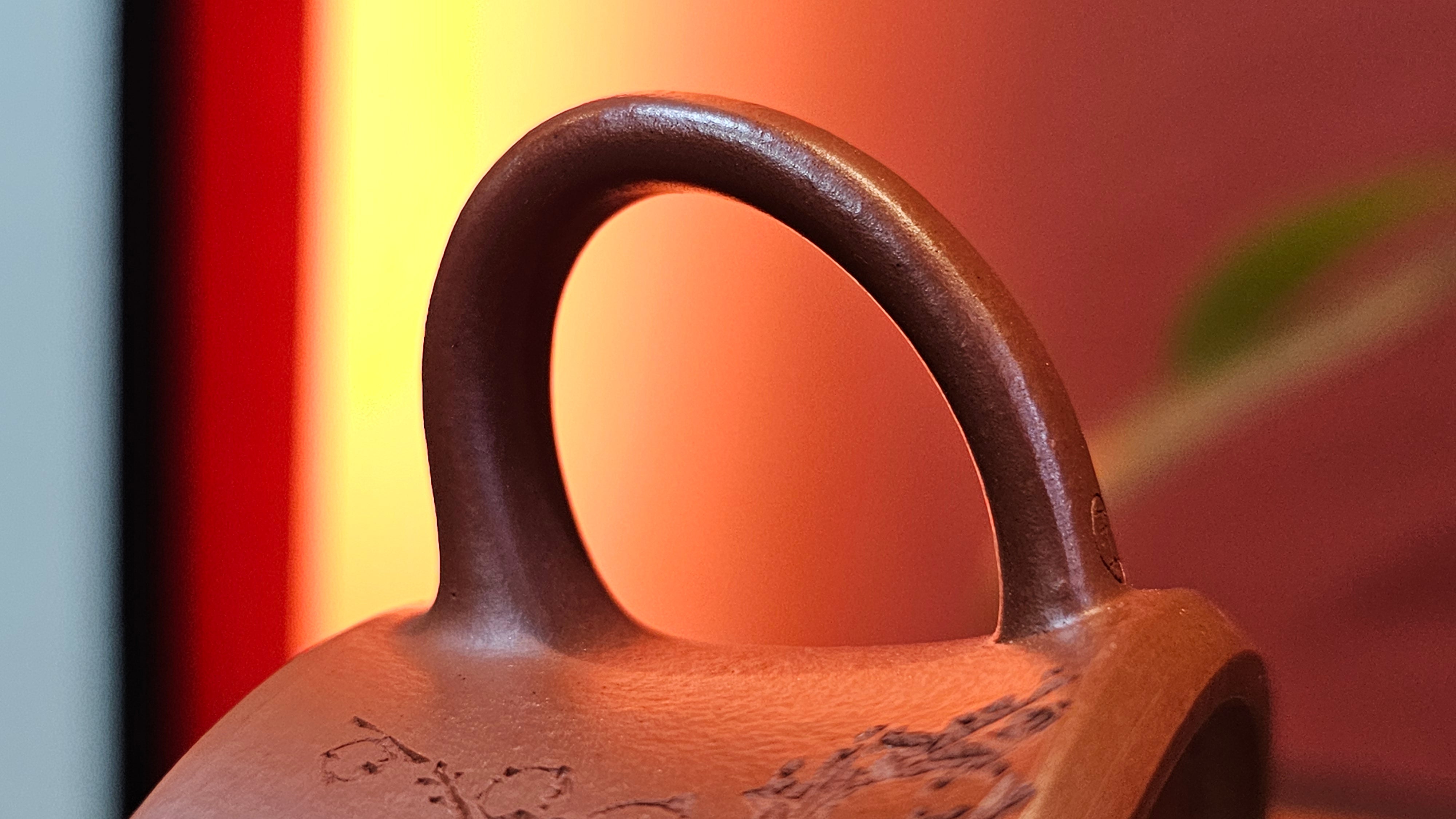 Yun Zhu 云柱 "Pillar of the Heavens", 130.5ml, Xiao Mei Yao Zhu Ni, by Craftsman Wang Hui 王慧 ~ "梅开五福" and Plum Blossoms Engraving by Craftsman Yi De Shu 一德书 ~!Congratulations to Ms S.C.! 1336hrs 20th Oct 2025, Geneva, IL!