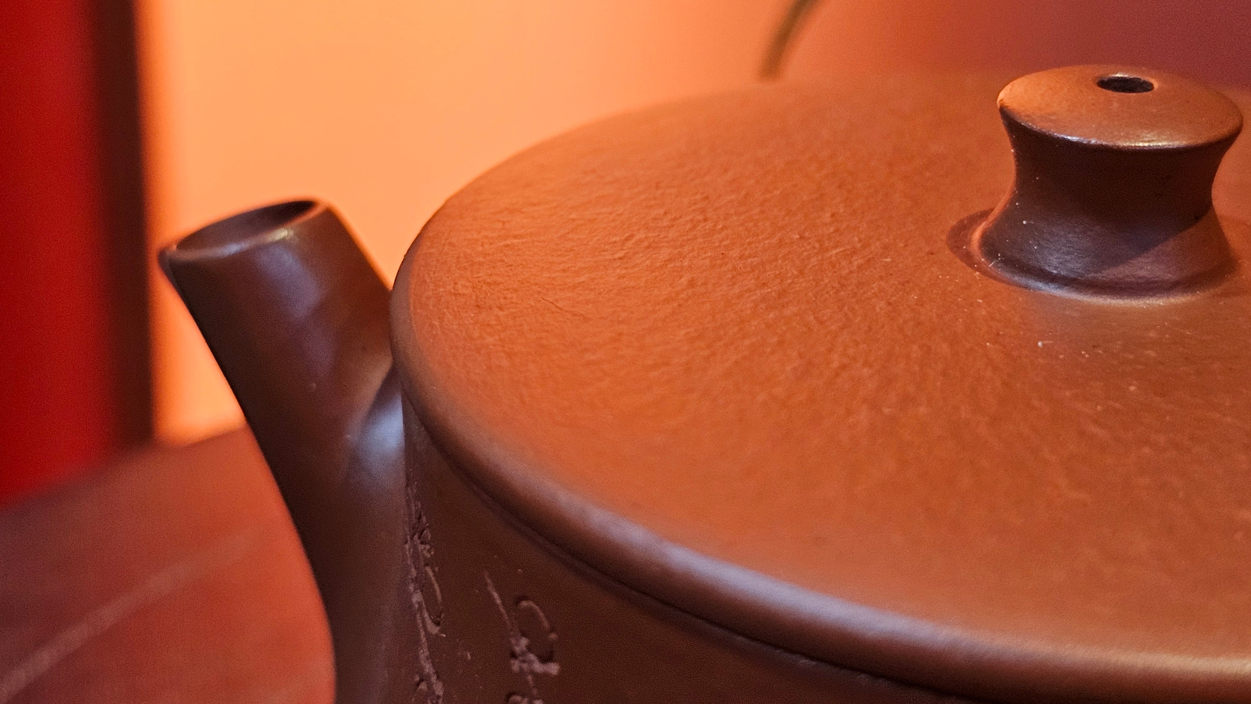 Yun Zhu 云柱 "Pillar of the Heavens", 130.5ml, Xiao Mei Yao Zhu Ni, by Craftsman Wang Hui 王慧 ~ "梅开五福" and Plum Blossoms Engraving by Craftsman Yi De Shu 一德书 ~!Congratulations to Ms S.C.! 1336hrs 20th Oct 2025, Geneva, IL!