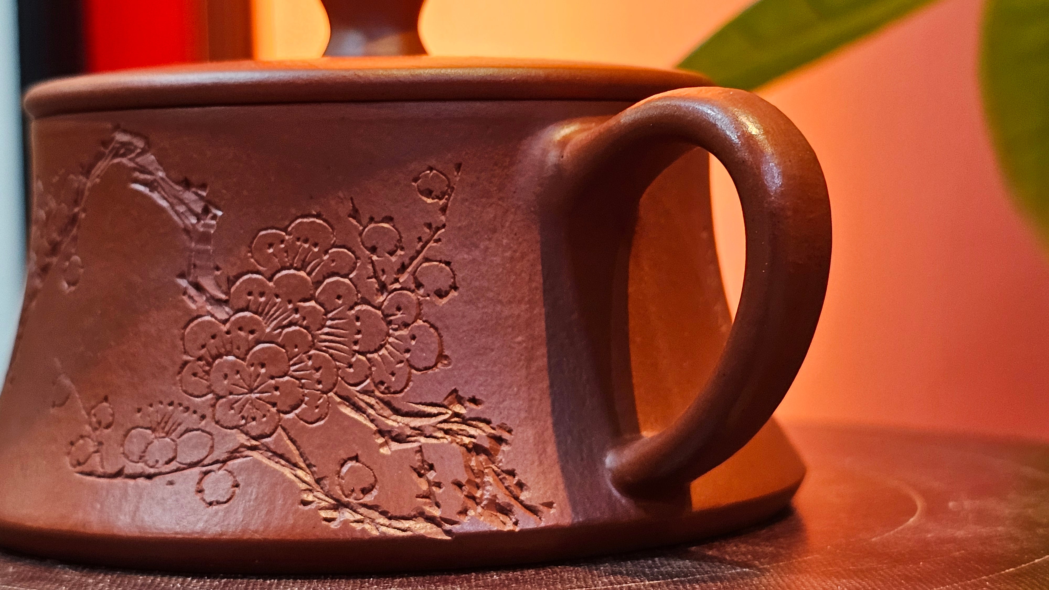 Yun Zhu 云柱 "Pillar of the Heavens", 130.5ml, Xiao Mei Yao Zhu Ni, by Craftsman Wang Hui 王慧 ~ "梅开五福" and Plum Blossoms Engraving by Craftsman Yi De Shu 一德书 ~!Congratulations to Ms S.C.! 1336hrs 20th Oct 2025, Geneva, IL!