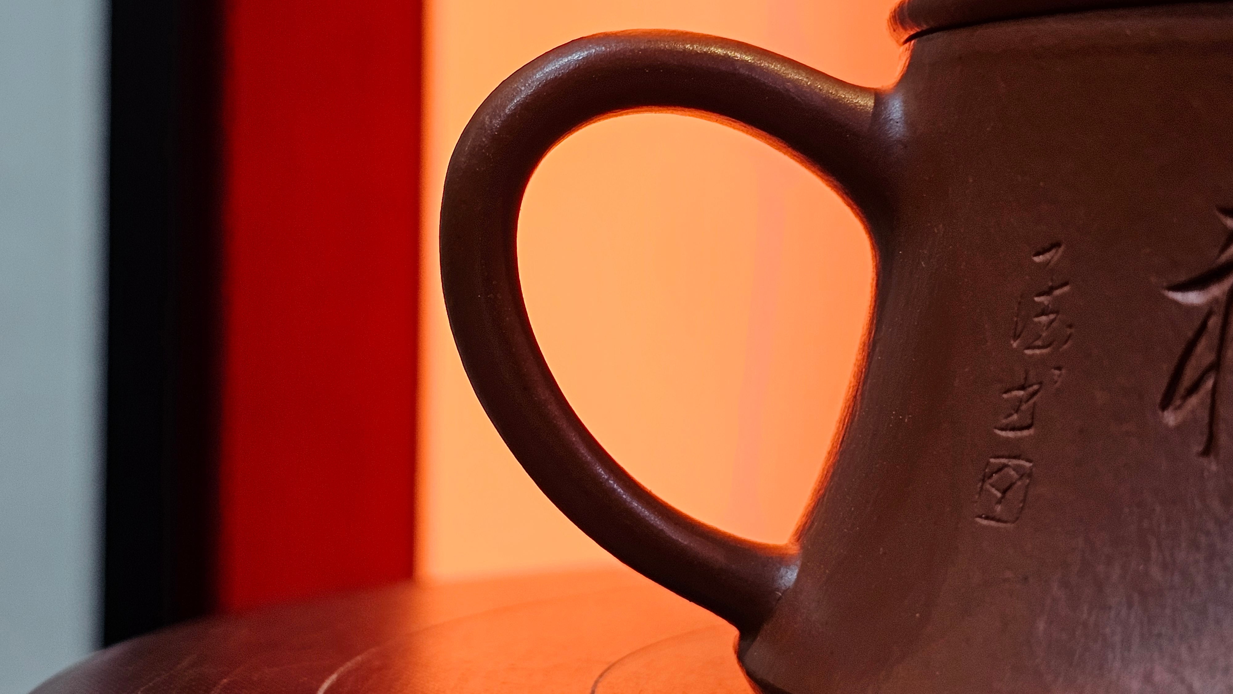 Yun Zhu 云柱 "Pillar of the Heavens", 130.5ml, Xiao Mei Yao Zhu Ni, by Craftsman Wang Hui 王慧 ~ "梅开五福" and Plum Blossoms Engraving by Craftsman Yi De Shu 一德书 ~!Congratulations to Ms S.C.! 1336hrs 20th Oct 2025, Geneva, IL!