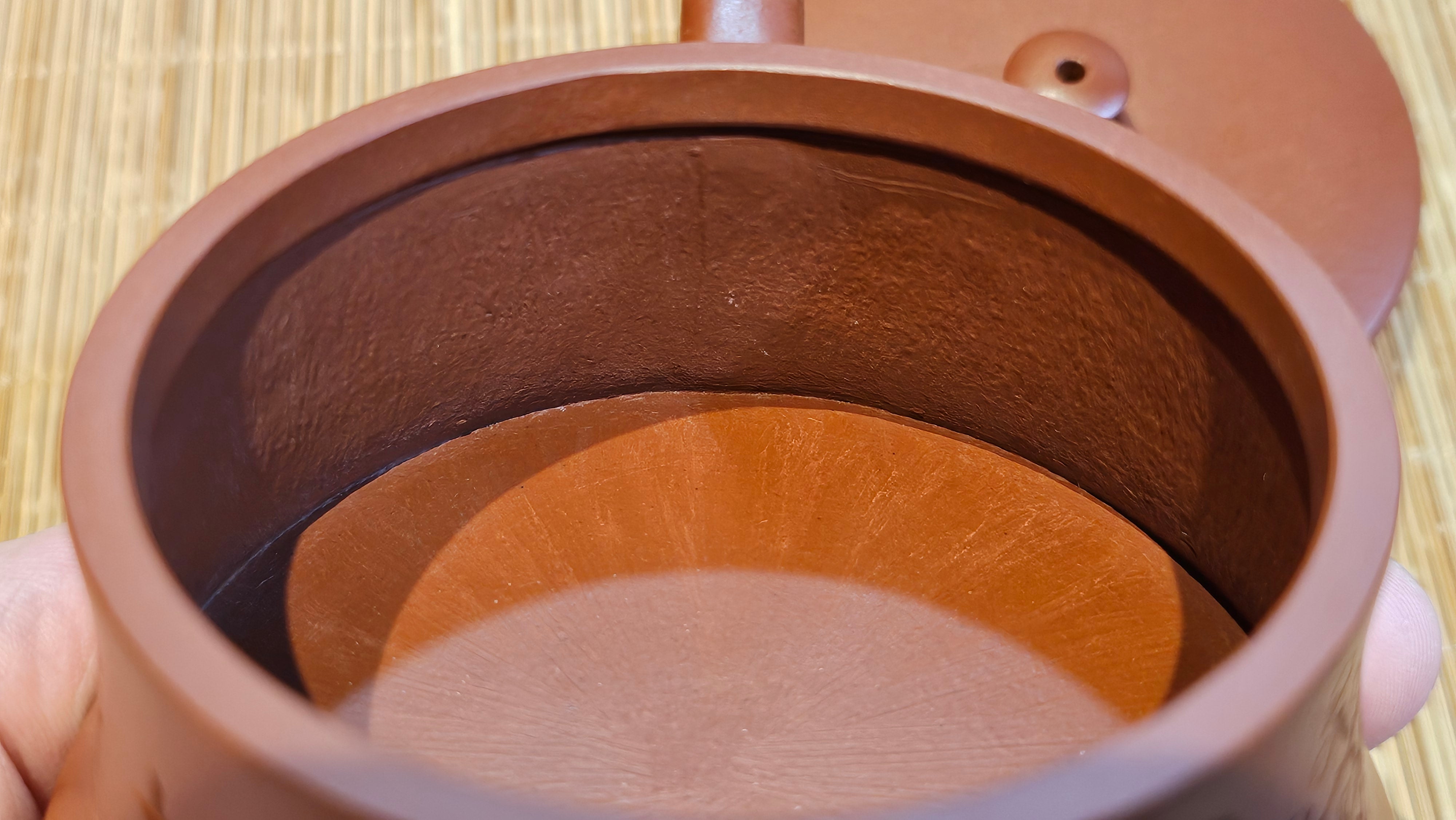 Yun Zhu 云柱 "Pillar of the Heavens", 130.5ml, Xiao Mei Yao Zhu Ni, by Craftsman Wang Hui 王慧 ~ "梅开五福" and Plum Blossoms Engraving by Craftsman Yi De Shu 一德书 ~!Congratulations to Ms S.C.! 1336hrs 20th Oct 2025, Geneva, IL!