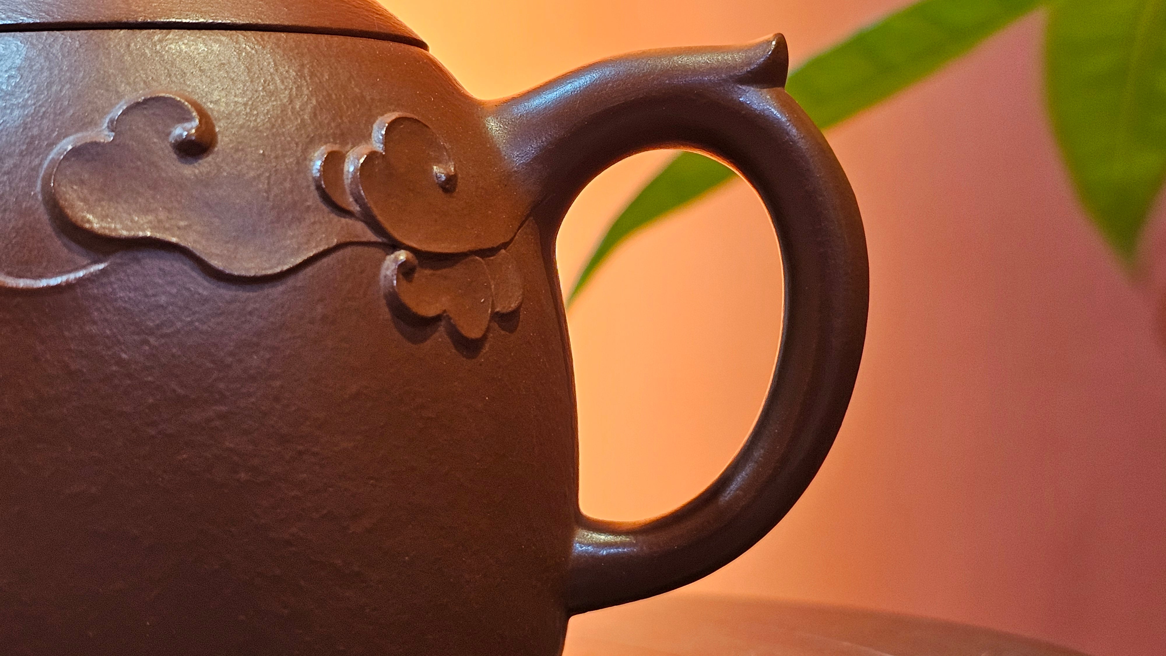 Qin Quan 秦权, with Oriental Clouds Embellishments 云朵贴花工艺, 187.8ml, Xiao Mei Yao Zhu Ni 小煤窑朱泥, by Craftsman Chen Yue Fei 陈跃飞 ~ Congratulations!to Mr C.M.! 1116hrs 31st Oct 2025, Renens! Switzerland🇨🇭!