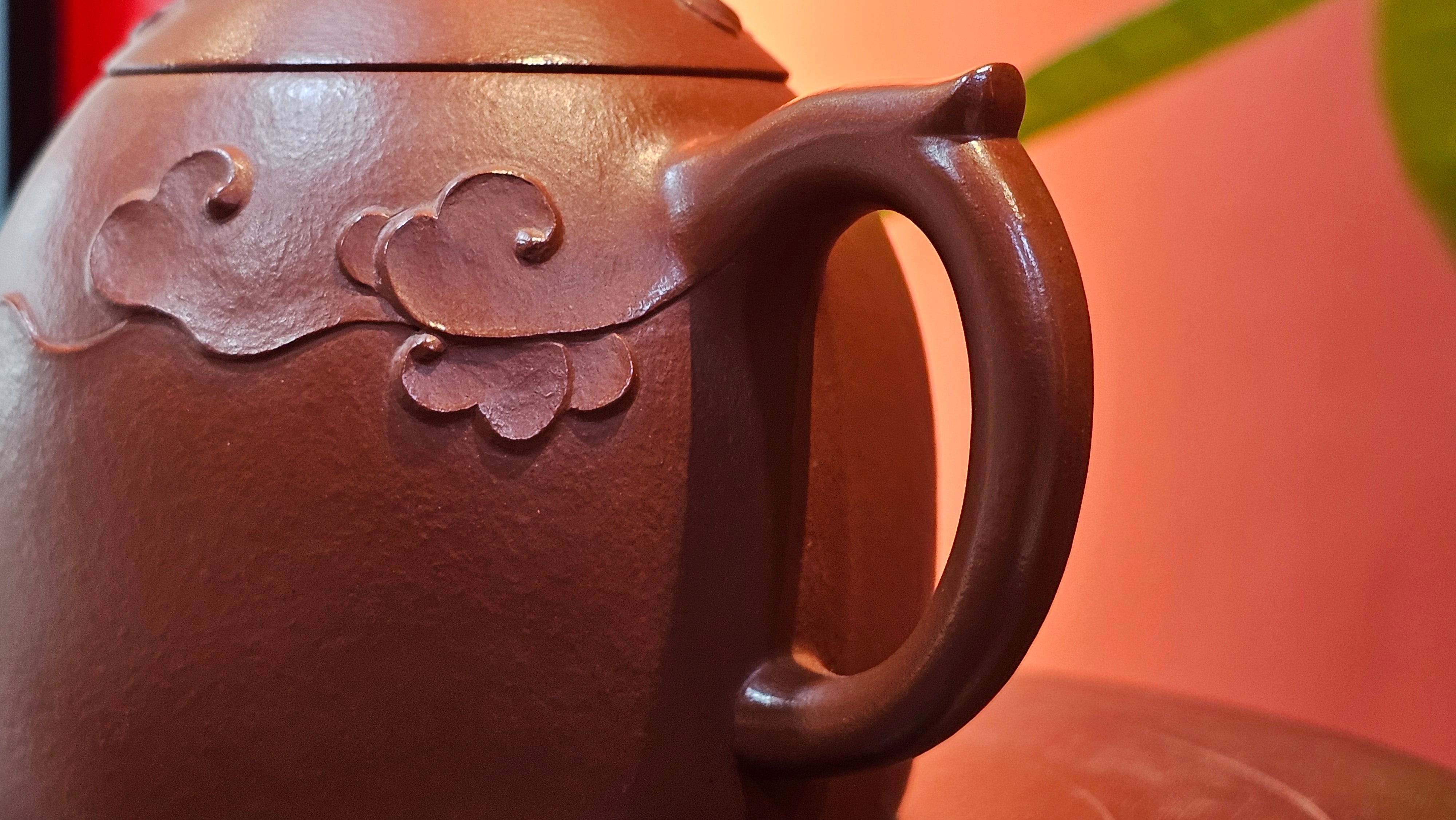 Qin Quan 秦权, with Oriental Clouds Embellishments 云朵贴花工艺, 187.8ml, Xiao Mei Yao Zhu Ni 小煤窑朱泥, by Craftsman Chen Yue Fei 陈跃飞 ~ Congratulations!to Mr C.M.! 1116hrs 31st Oct 2025, Renens! Switzerland🇨🇭!