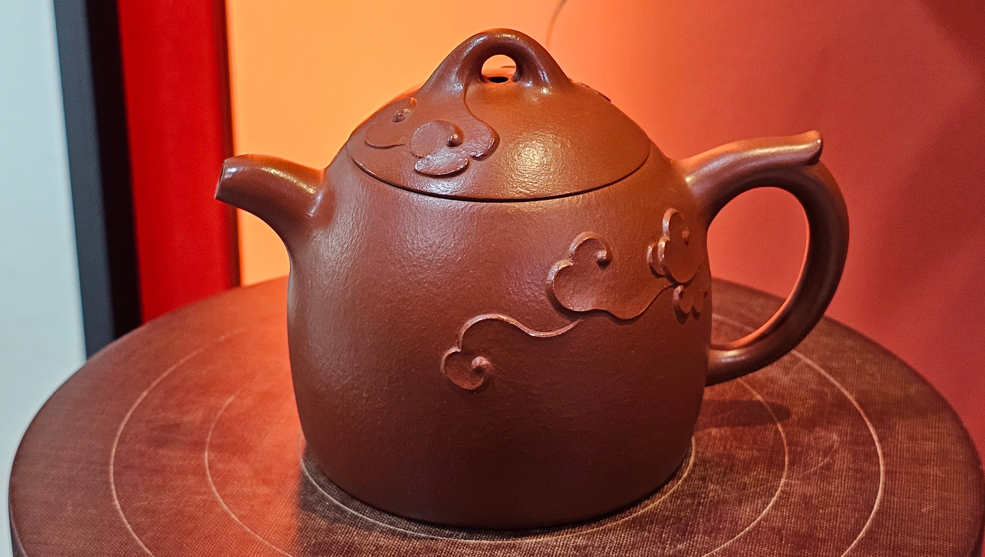 Qin Quan 秦权, with Oriental Clouds Embellishments 云朵贴花工艺, 187.8ml, Xiao Mei Yao Zhu Ni 小煤窑朱泥, by Craftsman Chen Yue Fei 陈跃飞 ~ Congratulations!to Mr C.M.! 1116hrs 31st Oct 2025, Renens! Switzerland🇨🇭!